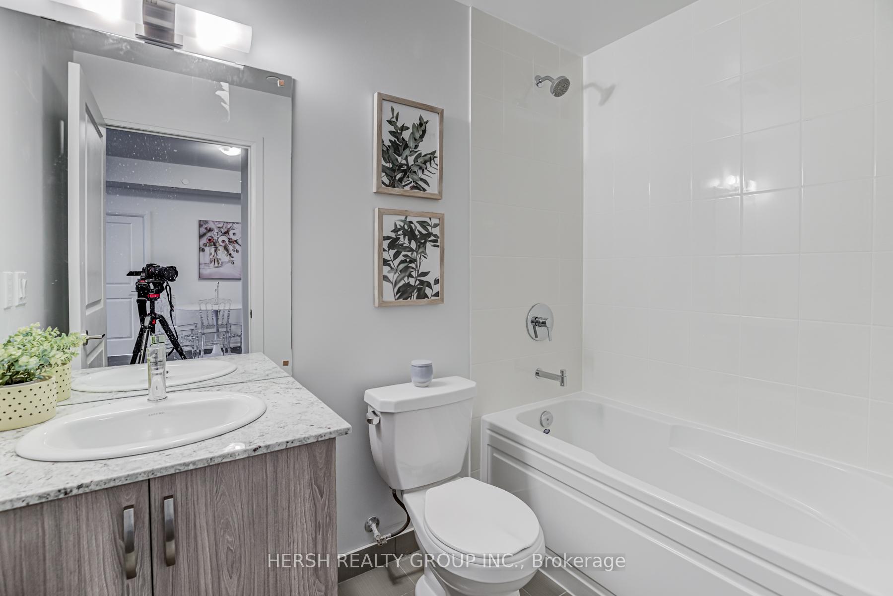 Photo 13 of Unit 201, 10 Meadowglen Place, Scarborough, Woburn — HOMEH