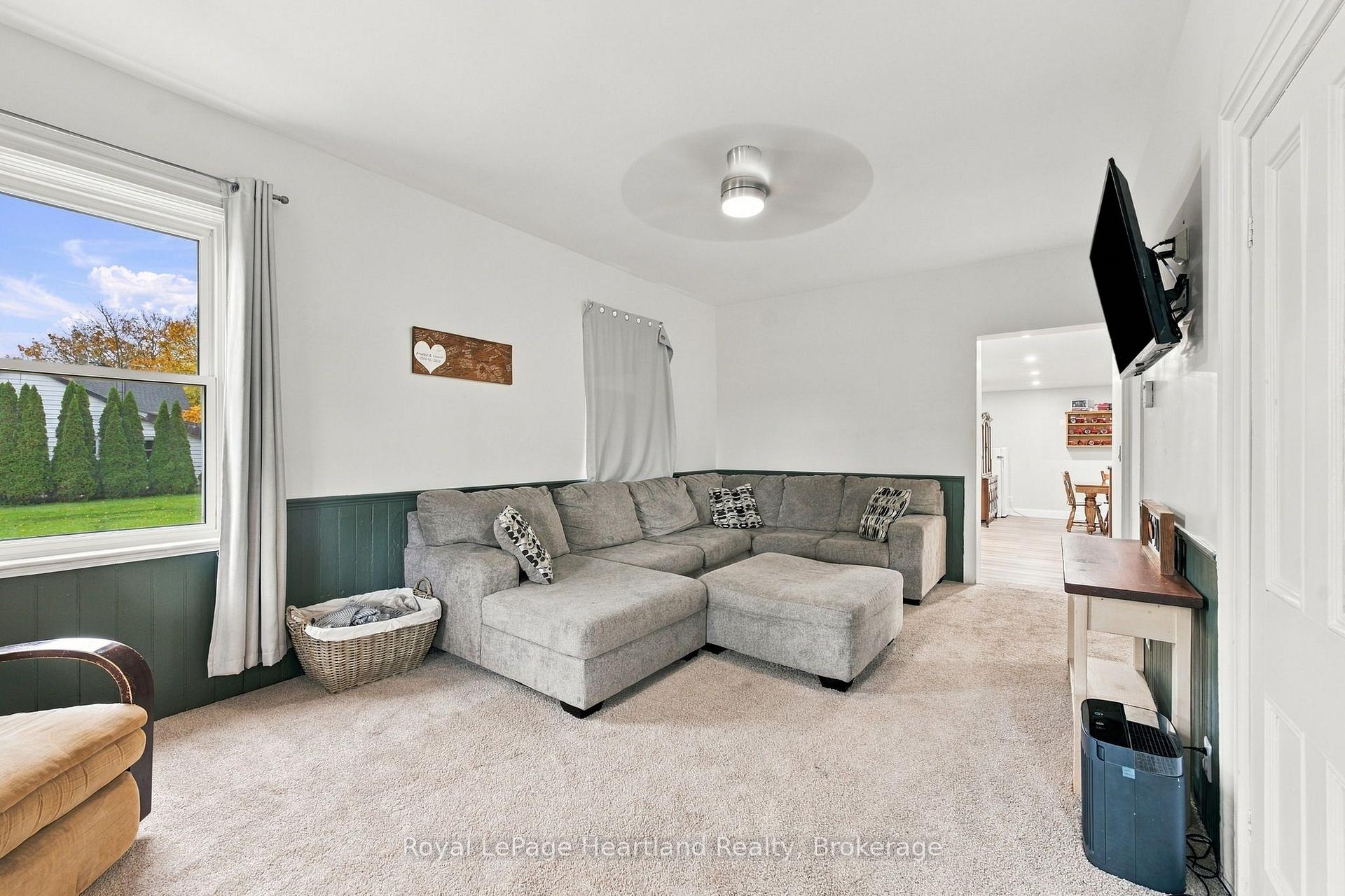 Photo 9 of 37579 Kippen Road, Bluewater, Hay — HOMEH