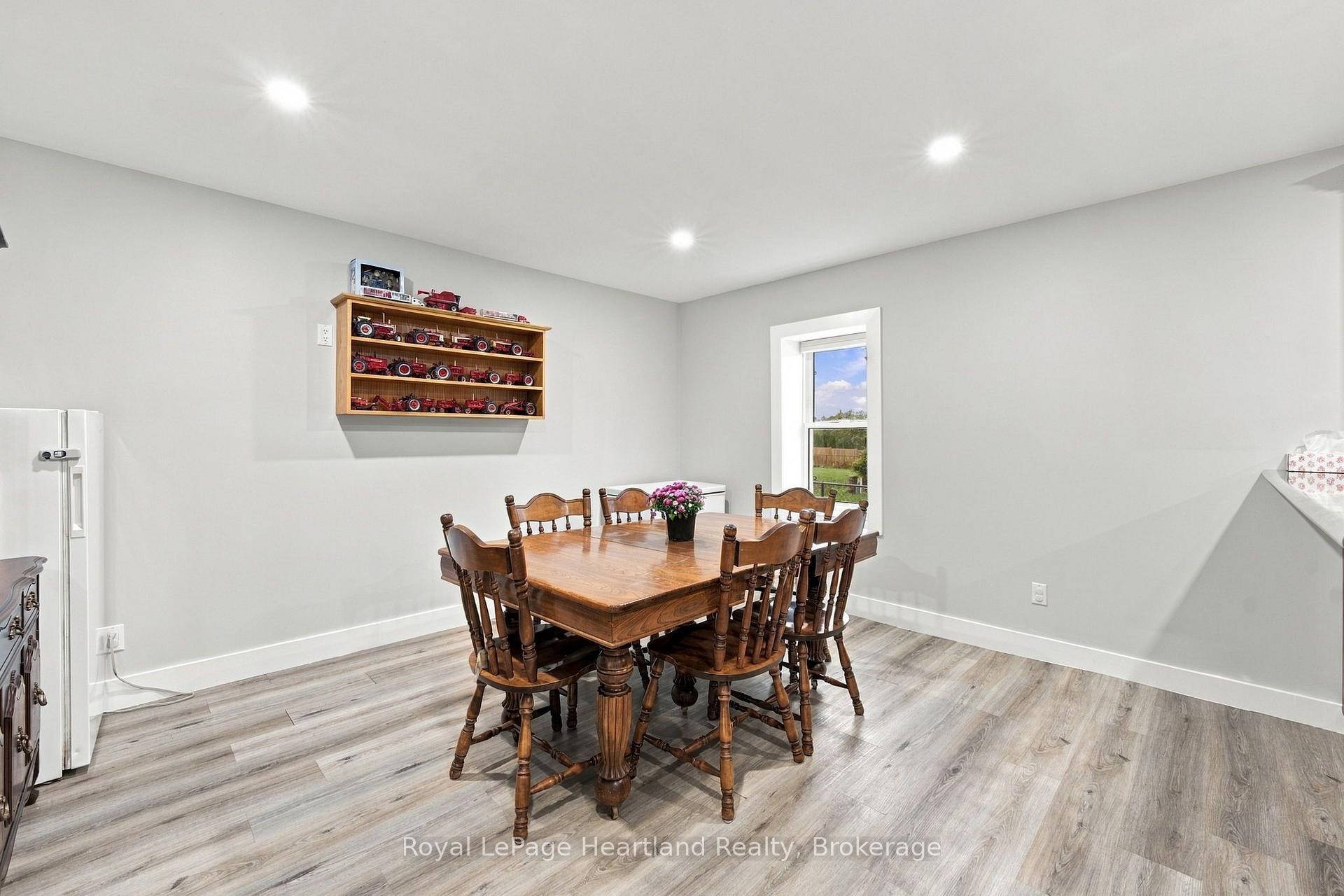 Photo 20 of 37579 Kippen Road, Bluewater, Hay — HOMEH