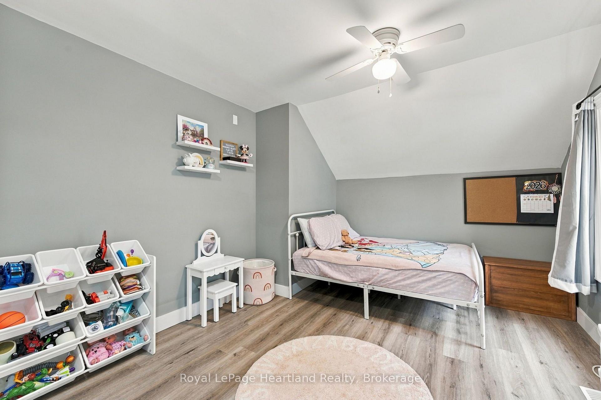 Photo 26 of 37579 Kippen Road, Bluewater, Hay — HOMEH