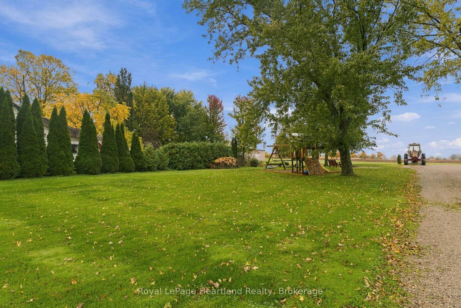 Photo 38 of 37579 Kippen Road, Bluewater, Hay — HOMEH