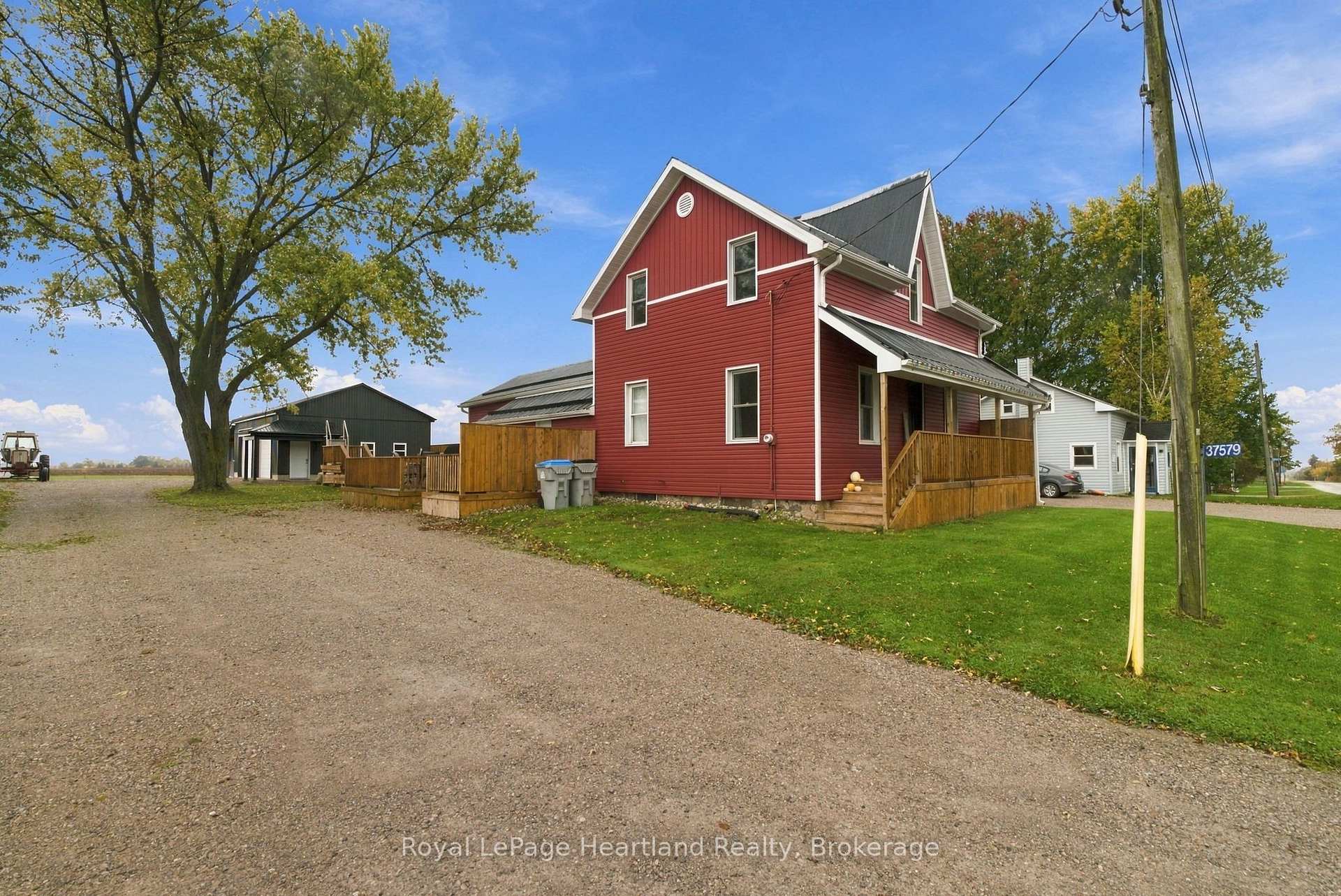 Photo 46 of 37579 Kippen Road, Bluewater, Hay — HOMEH