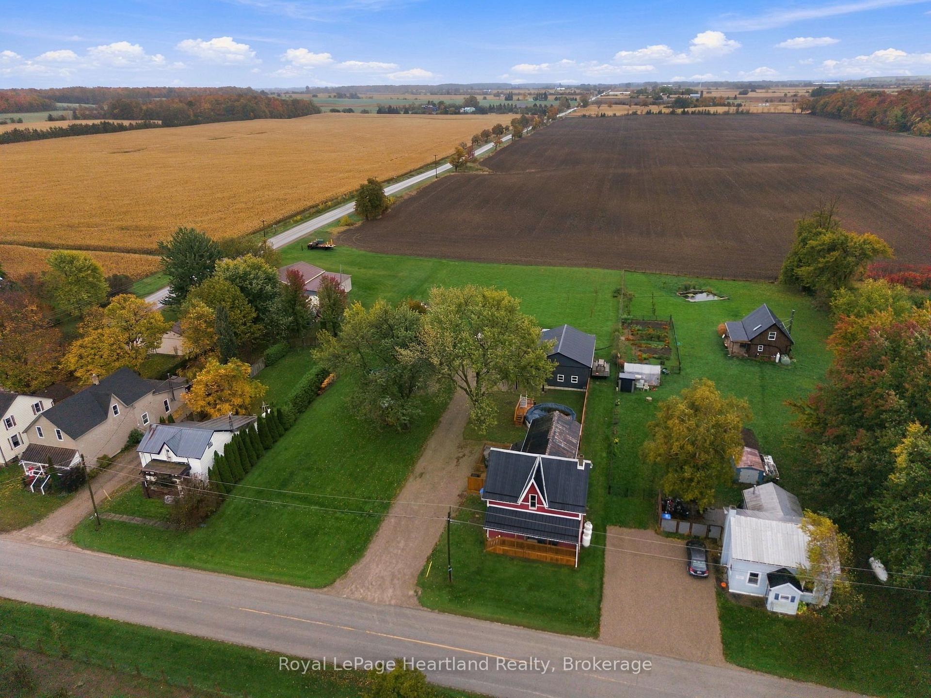 Photo 48 of 37579 Kippen Road, Bluewater, Hay — HOMEH