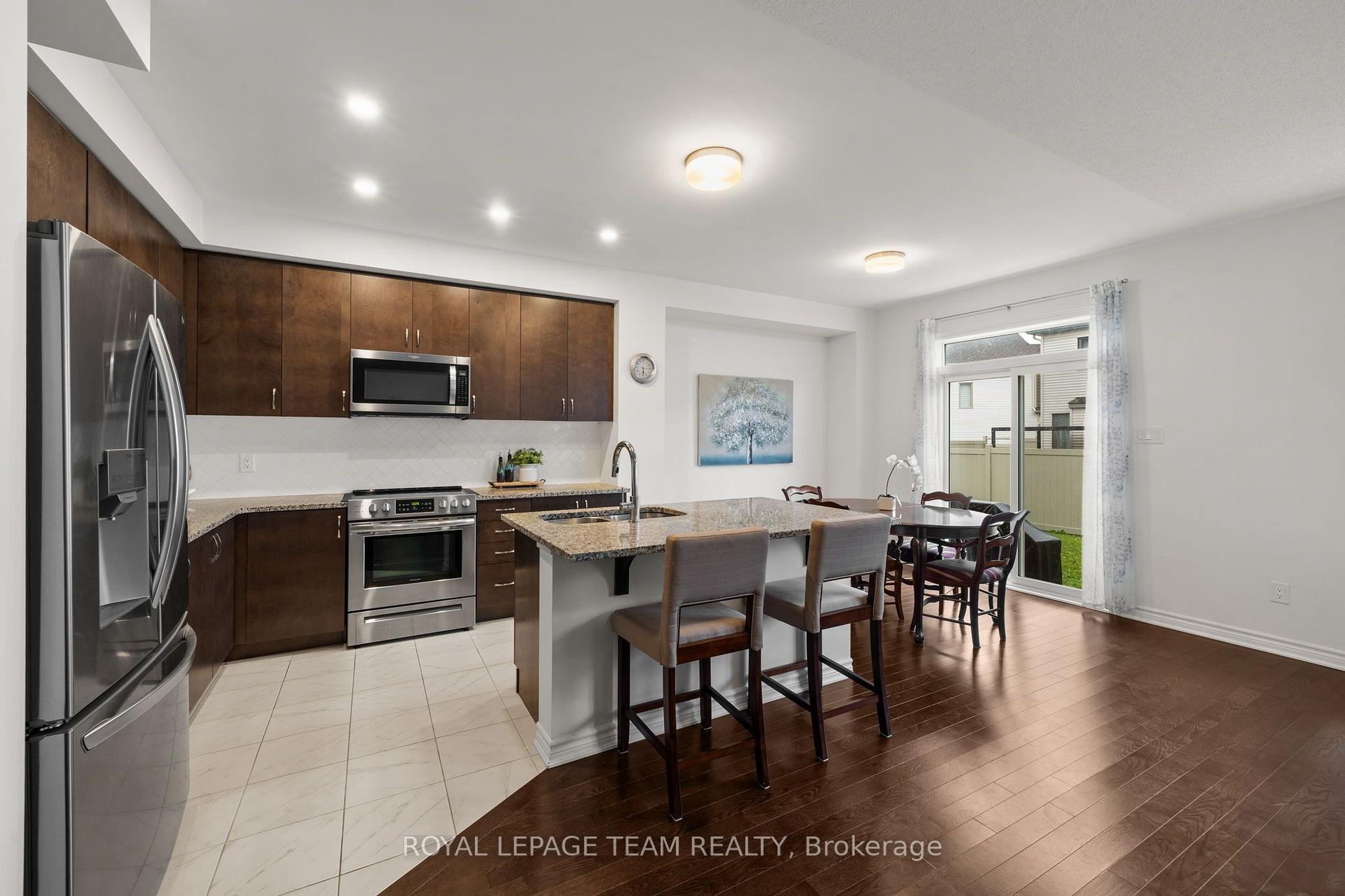 Photo 6 of 91 Mesa Drive, Ottawa, Barrhaven - Half Moon Bay — HOMEH