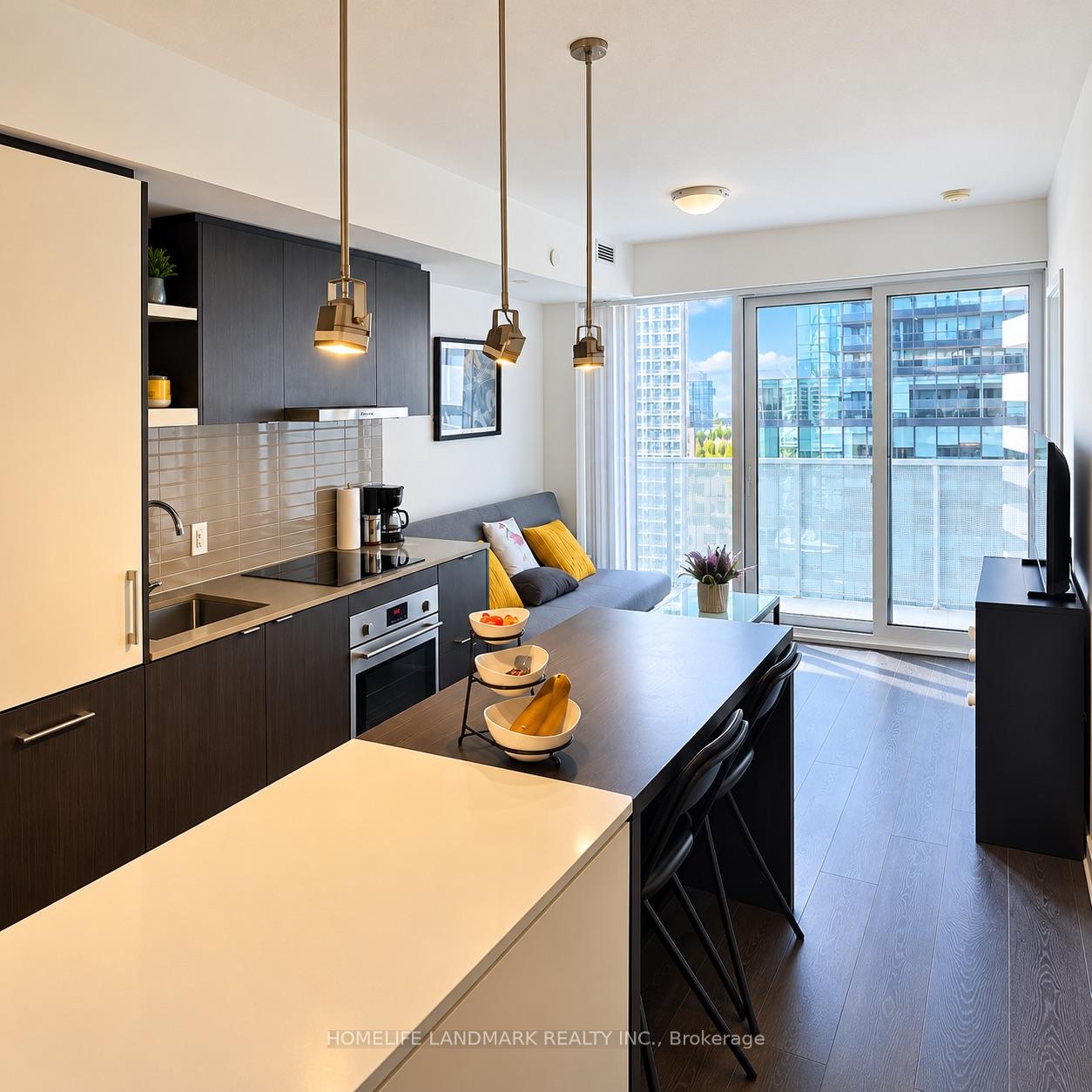 Photo 2 of Unit 2501, 88 Harbour Street, Toronto, Waterfront Communities — HOMEH