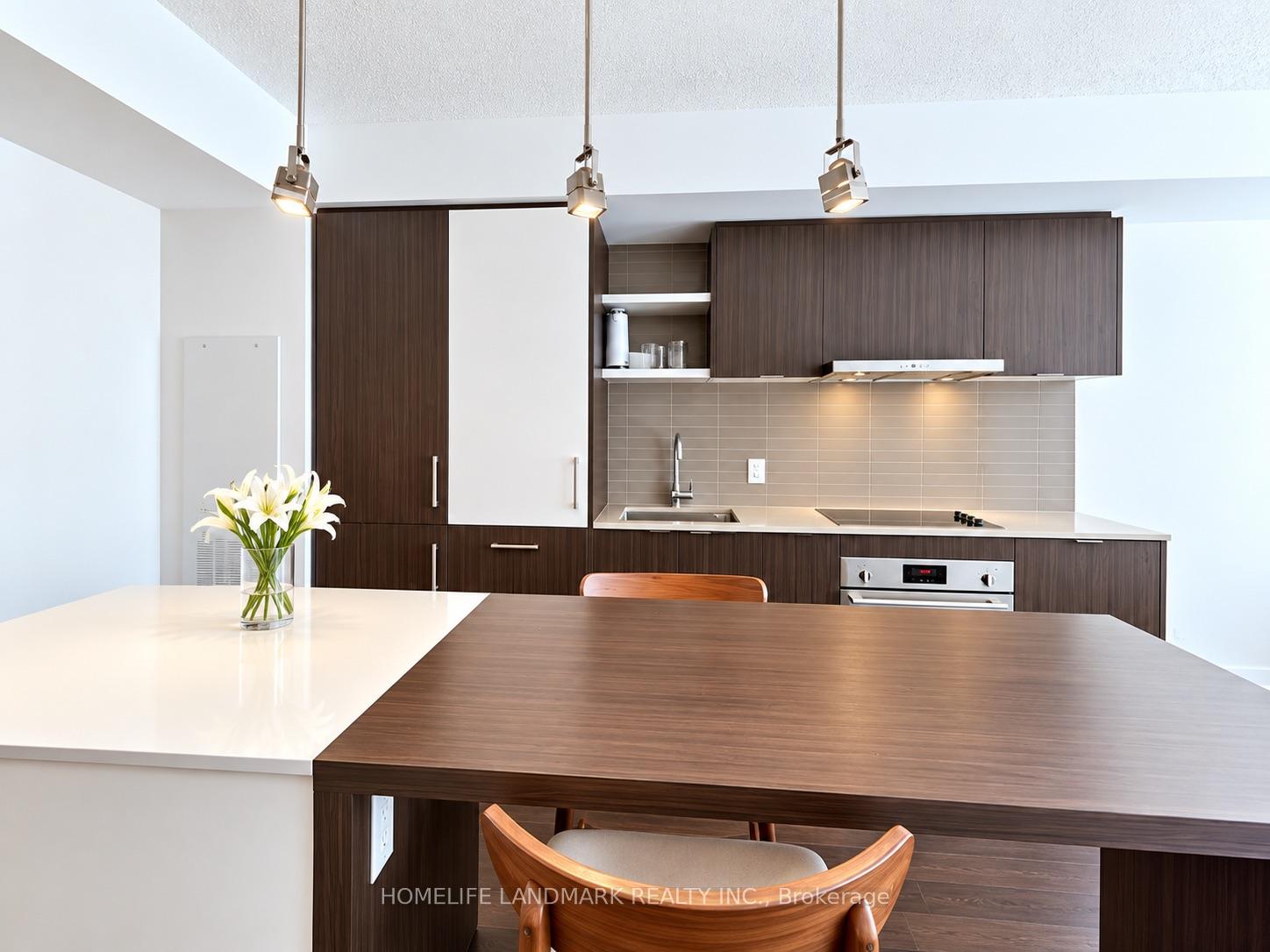 Photo 3 of Unit 2501, 88 Harbour Street, Toronto, Waterfront Communities — HOMEH