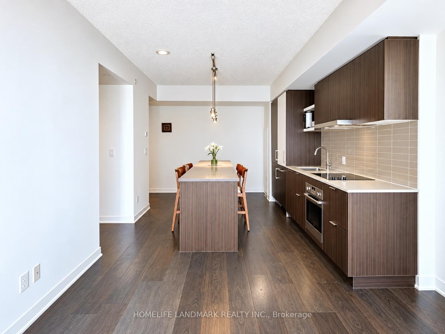 Photo 6 of Unit 2501, 88 Harbour Street, Toronto, Waterfront Communities — HOMEH