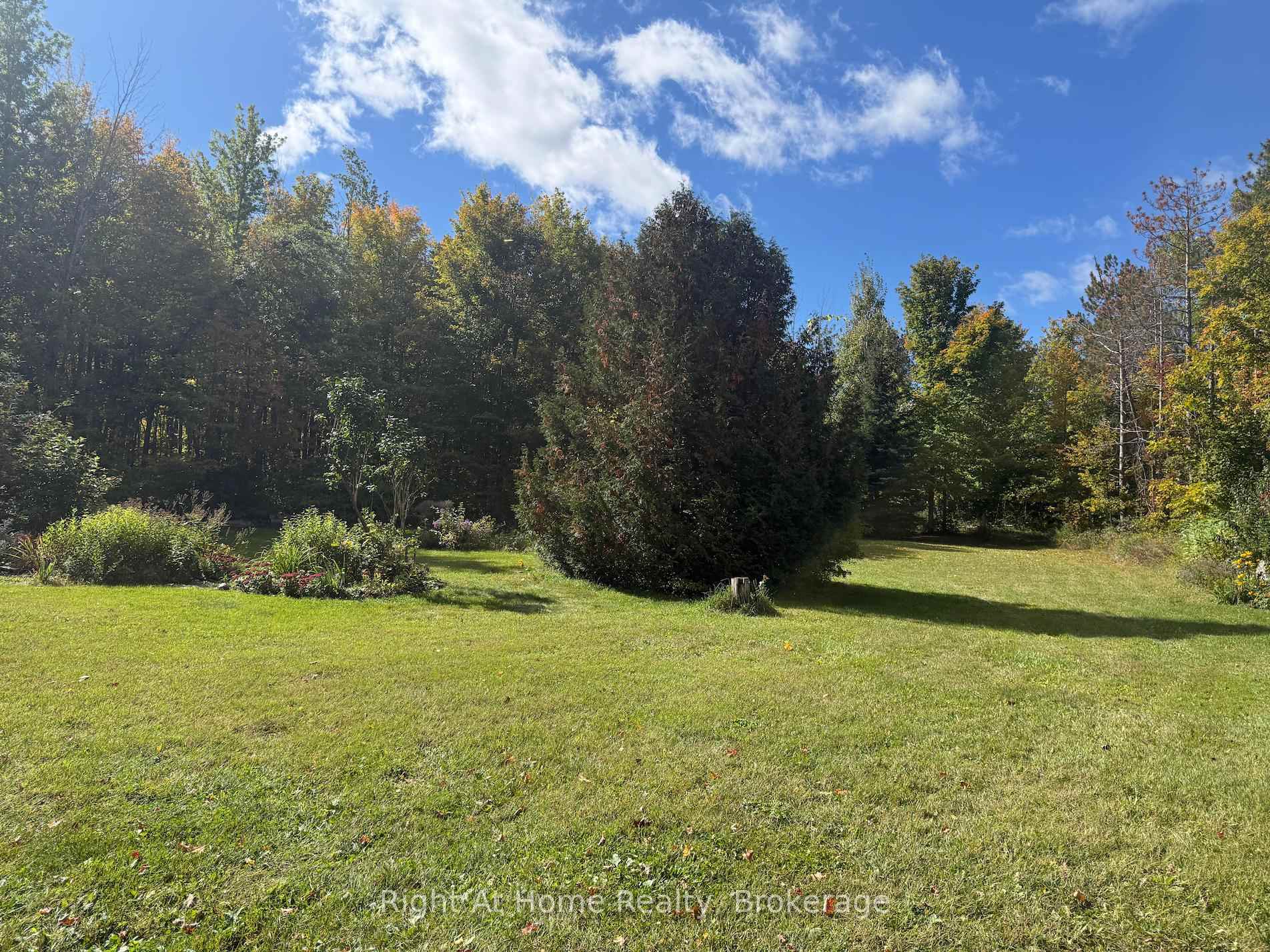 Photo 16 of 570 Meadowview Road, Kawartha Lakes, Emily — HOMEH