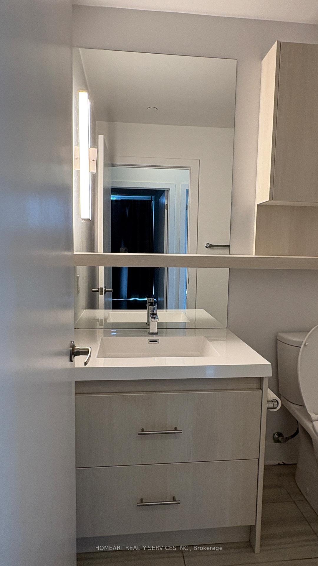 Photo 2 of Unit 1011, 150 Fairview Mall Drive, North York, Don Valley Village — HOMEH