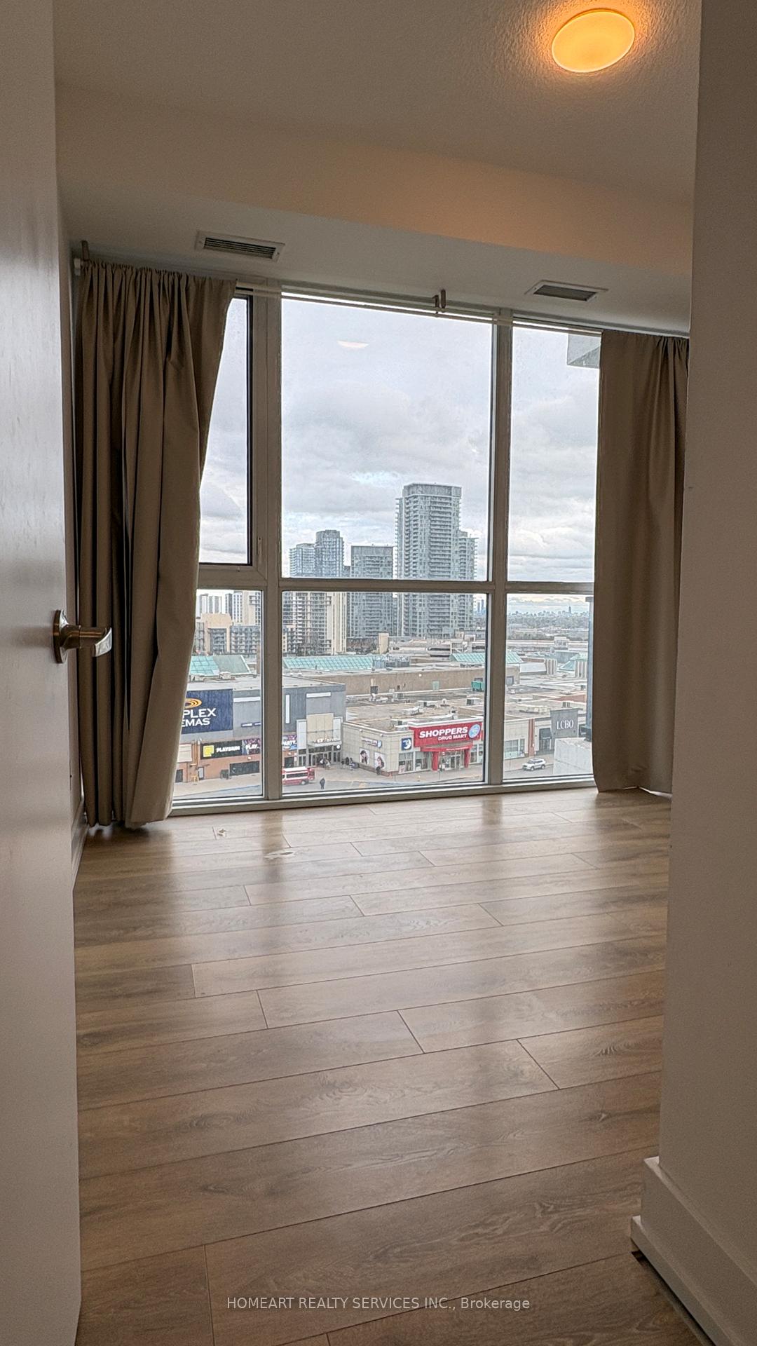 Photo 7 of Unit 1011, 150 Fairview Mall Drive, North York, Don Valley Village — HOMEH
