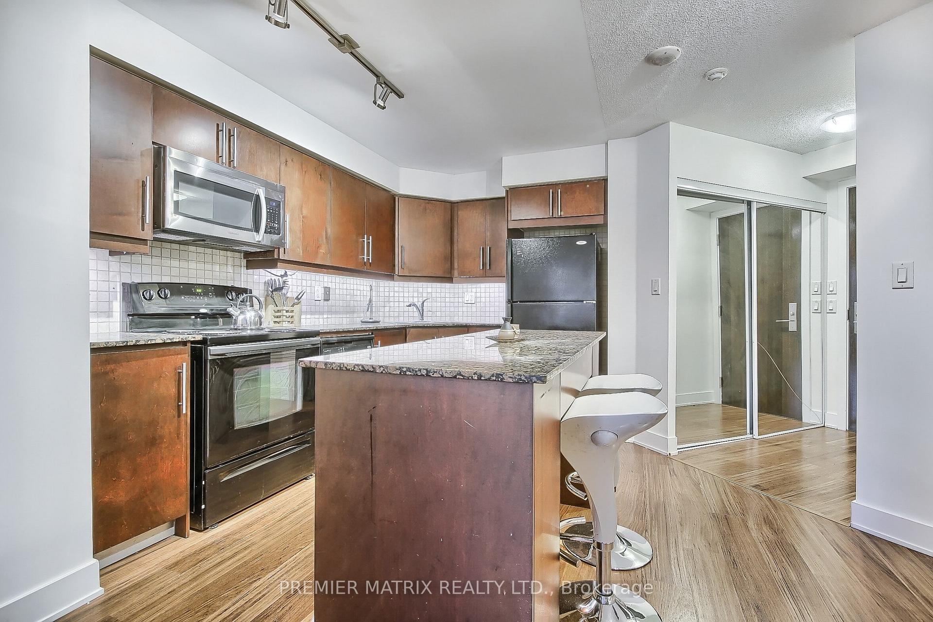 Photo 7 of Unit 222, 20 Blue Jays Way, Toronto, Waterfront Communities — HOMEH