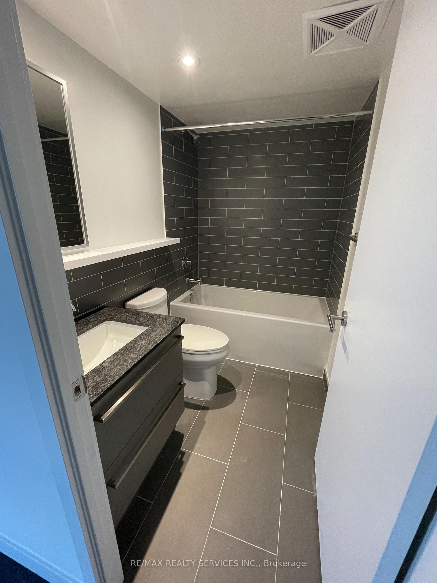 Photo 10 of Unit 1217, 120 Varna Drive, Toronto, Englemount-Lawrence — HOMEH