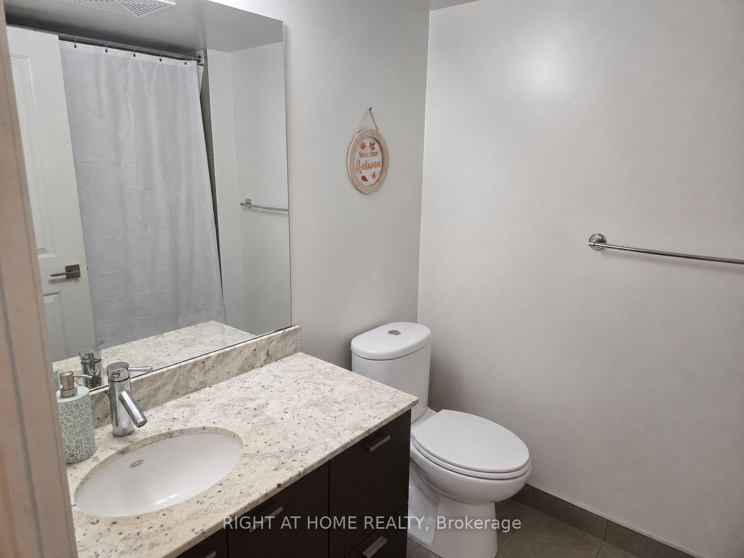 Photo 12 of Unit 704, 88 Sheppard Avenue E, North York, Willowdale East — HOMEH