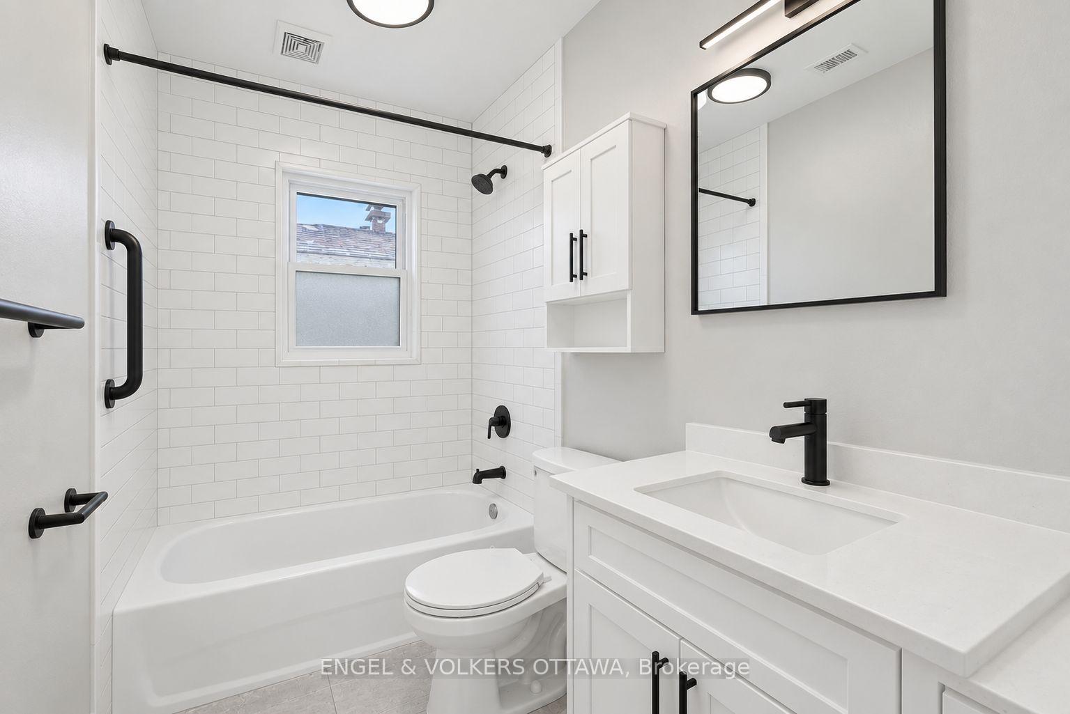 Photo 7 of Unit 3, 527 Laderoute Avenue, Ottawa, Westboro/Hampton Park — HOMEH
