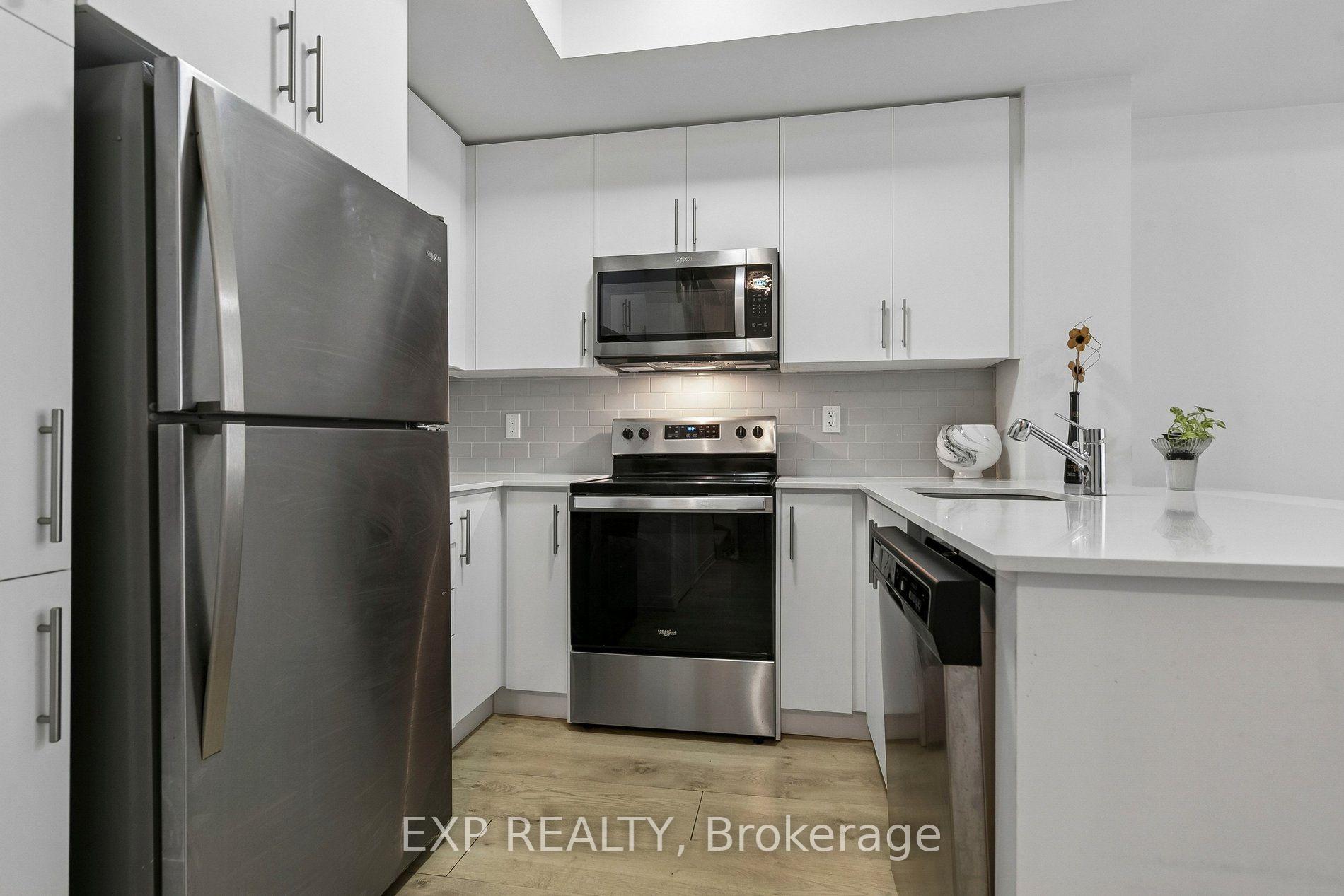 Photo 13 of Unit 23, 3409 Ridgeway Drive, Mississauga, Erin Mills — HOMEH