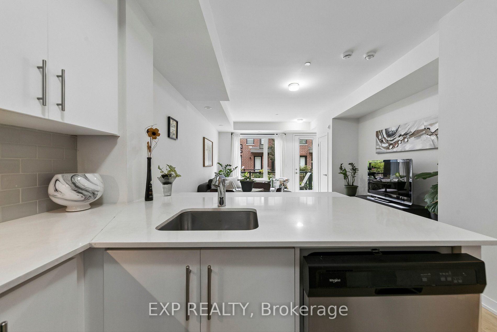 Photo 14 of Unit 23, 3409 Ridgeway Drive, Mississauga, Erin Mills — HOMEH