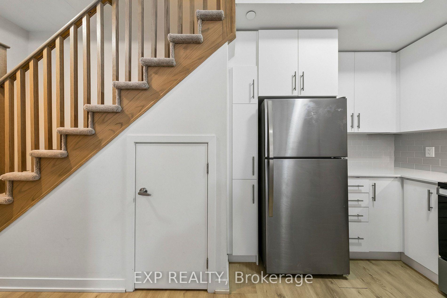Photo 16 of Unit 23, 3409 Ridgeway Drive, Mississauga, Erin Mills — HOMEH
