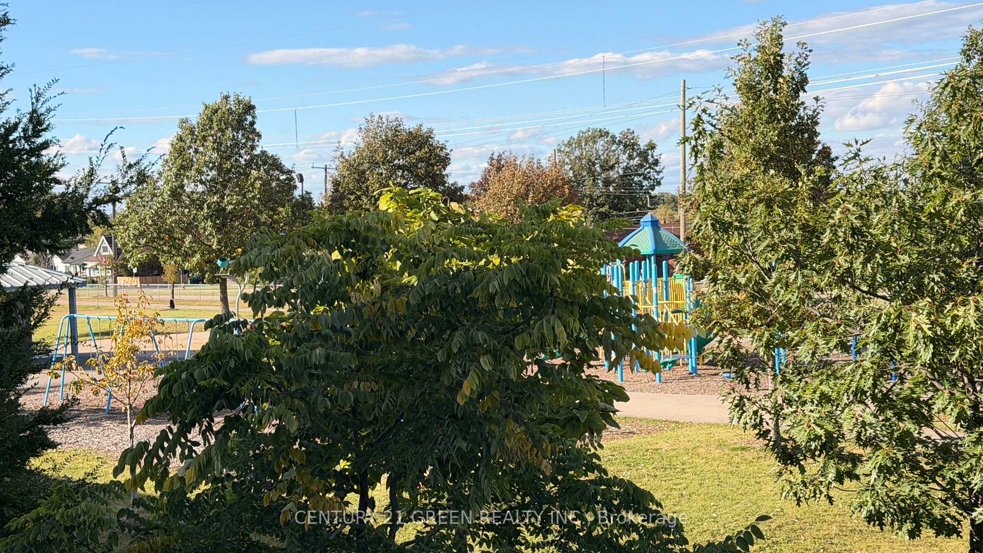 Photo 10 of Unit 11, 575 Woodward Avenue, Hamilton, Parkview — HOMEH