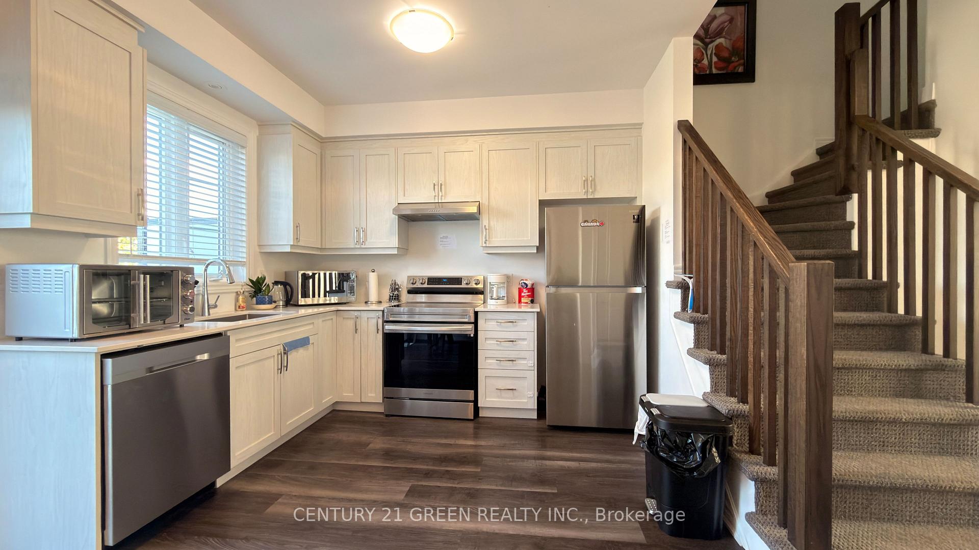 Photo 12 of Unit 11, 575 Woodward Avenue, Hamilton, Parkview — HOMEH