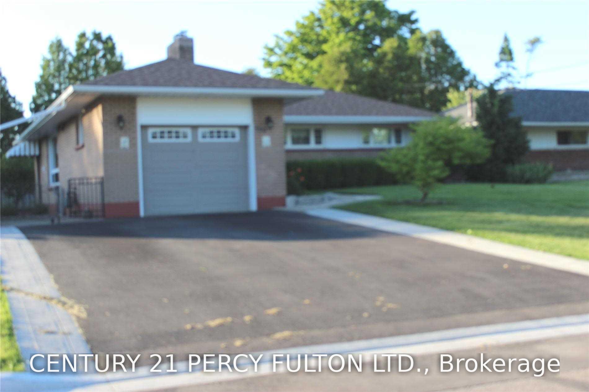 Photo 1 of 460 Bader Avenue, Oshawa, McLaughlin — HOMEH