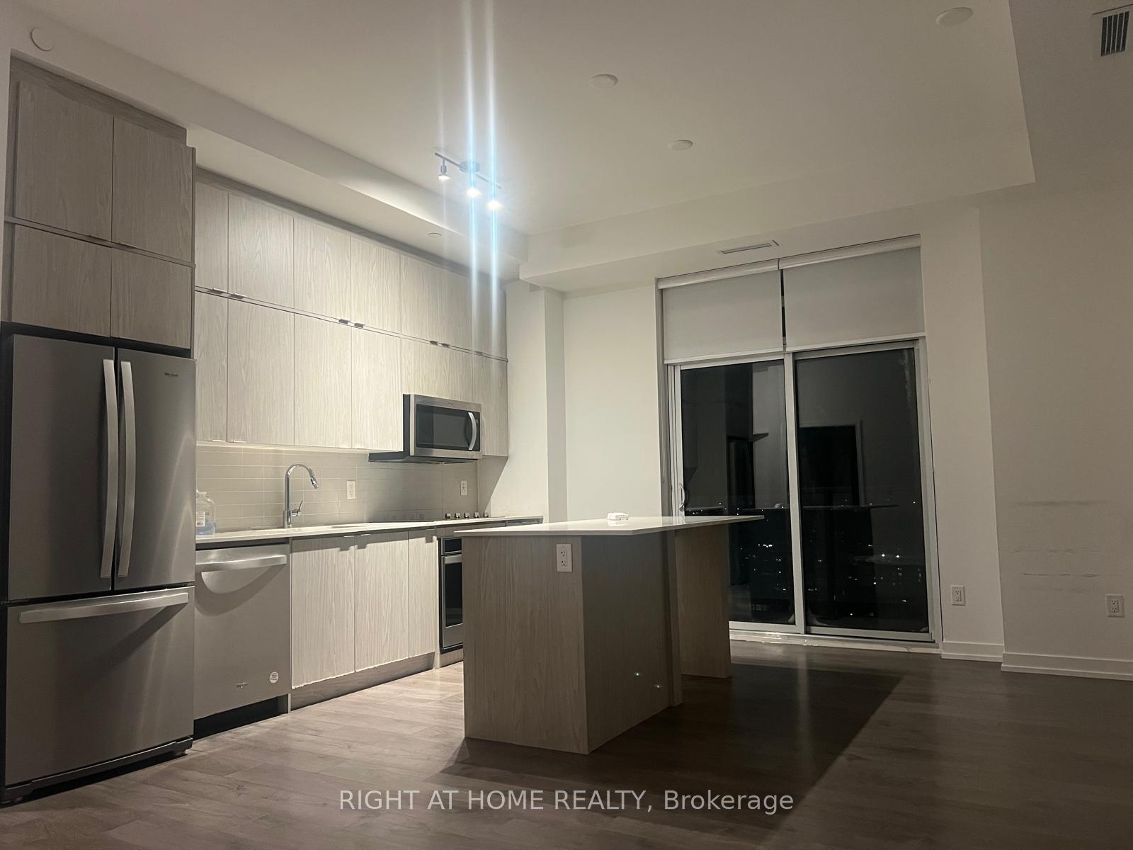 Photo 15 of Unit 9, 55 Duke Street W, Kitchener, City Commercial Core — HOMEH