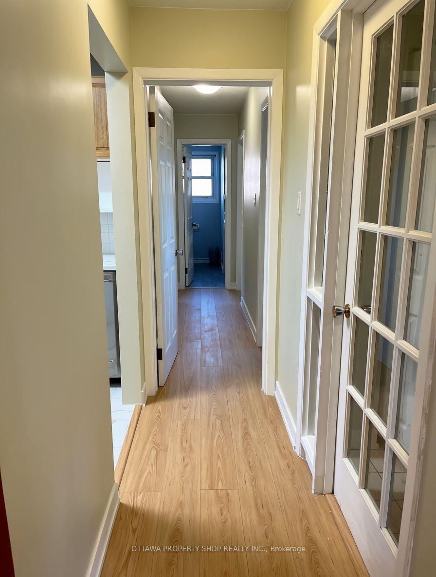 Photo 4 of 46 Bedale Drive, Ottawa, Crystal Beach — HOMEH