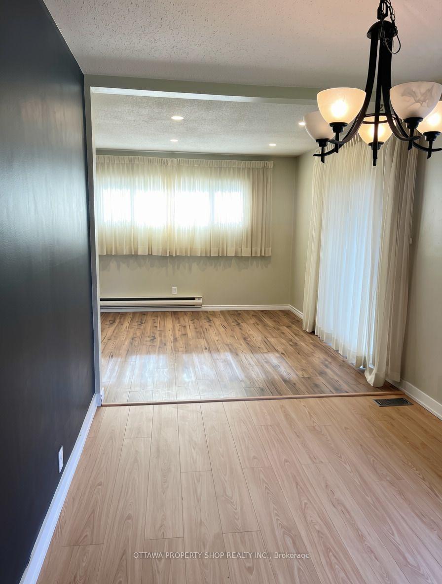 Photo 7 of 46 Bedale Drive, Ottawa, Crystal Beach — HOMEH