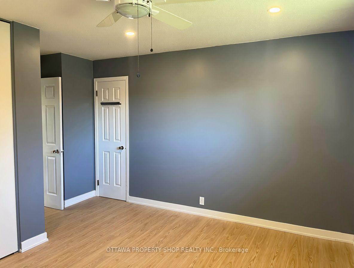Photo 12 of 46 Bedale Drive, Ottawa, Crystal Beach — HOMEH