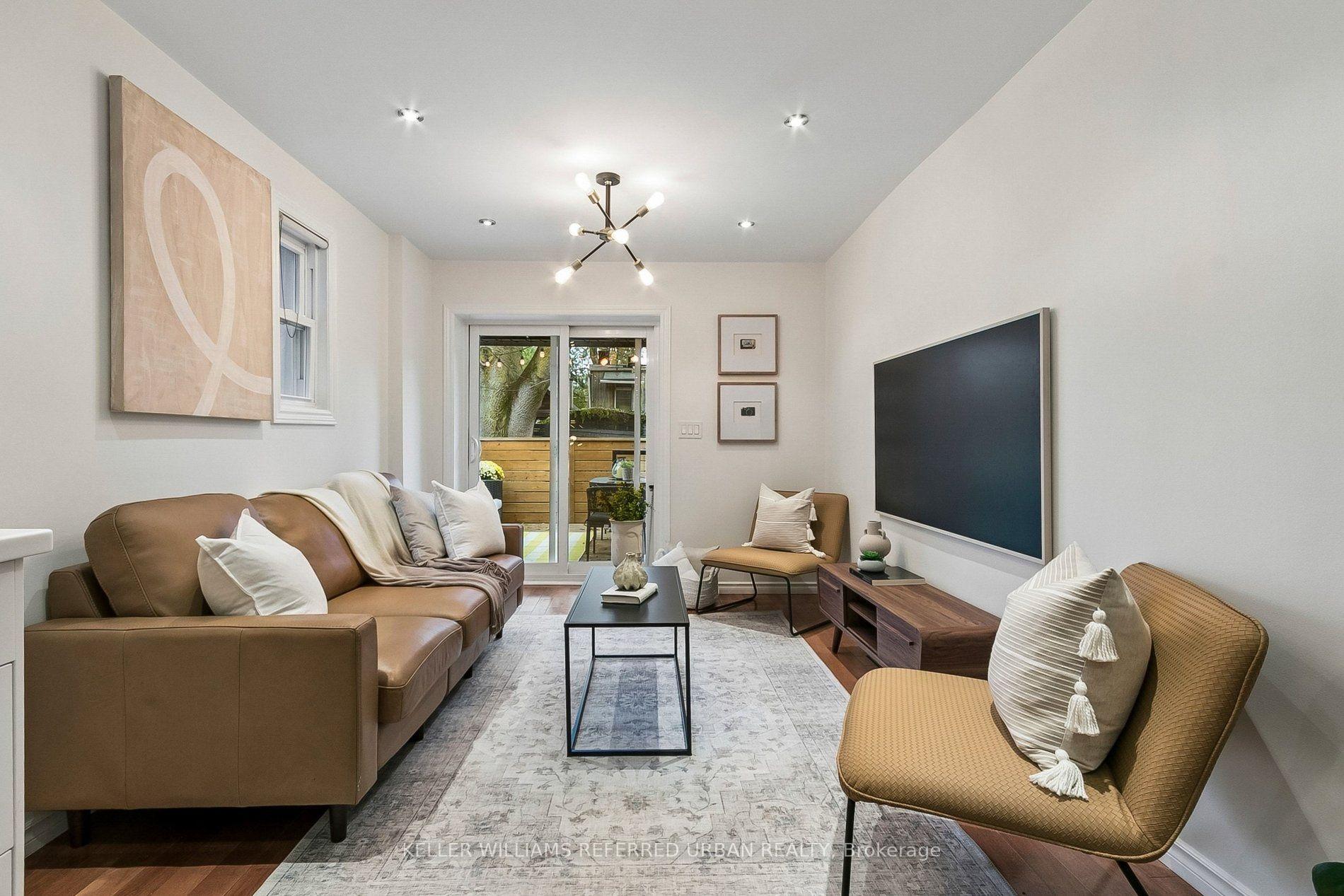 Photo 7 of 156 Rhodes Avenue, Toronto, Greenwood-Coxwell — HOMEH