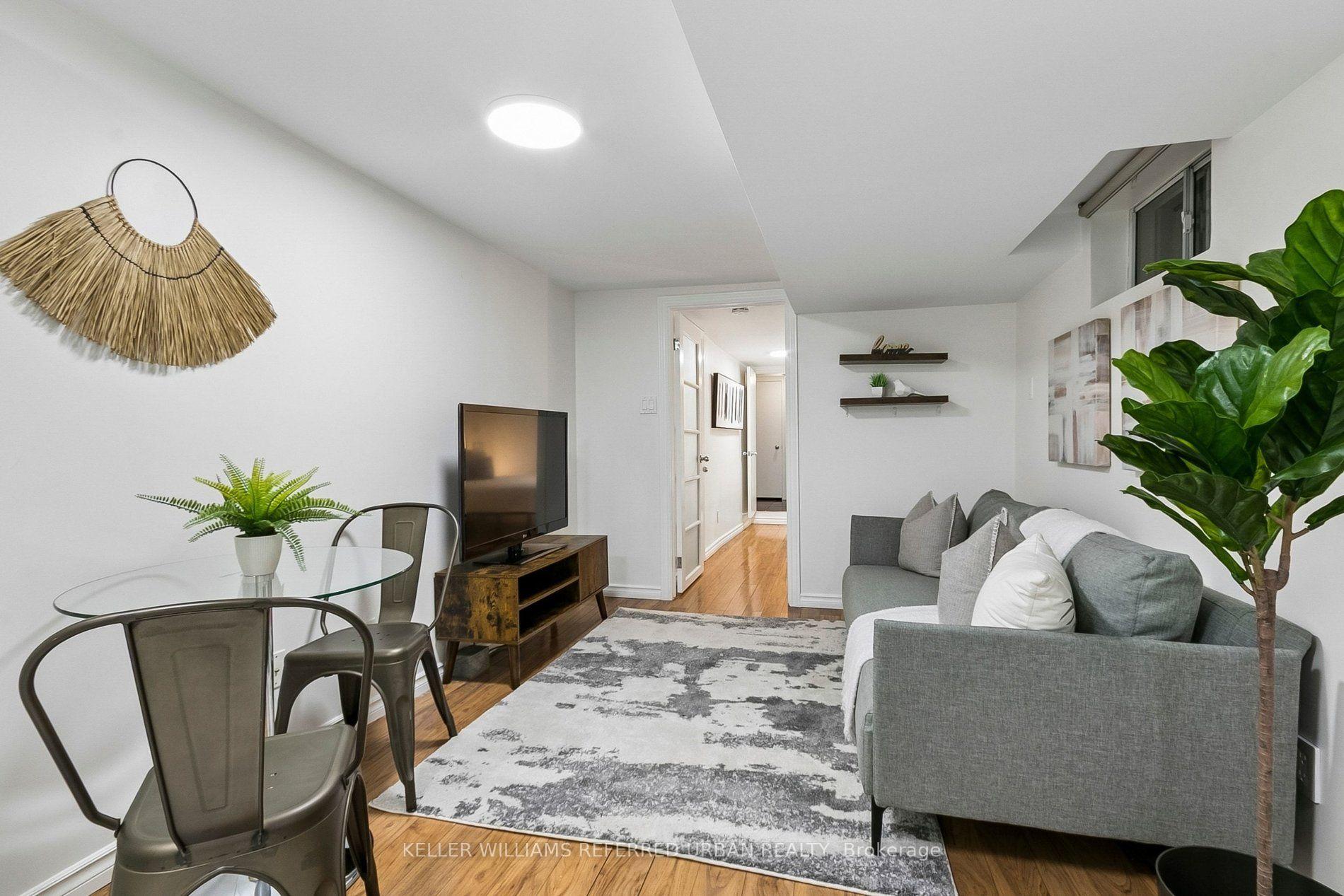 Photo 16 of 156 Rhodes Avenue, Toronto, Greenwood-Coxwell — HOMEH