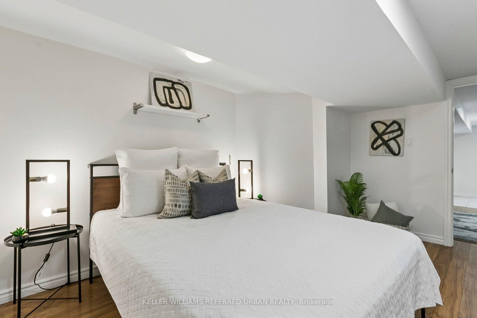 Photo 17 of 156 Rhodes Avenue, Toronto, Greenwood-Coxwell — HOMEH