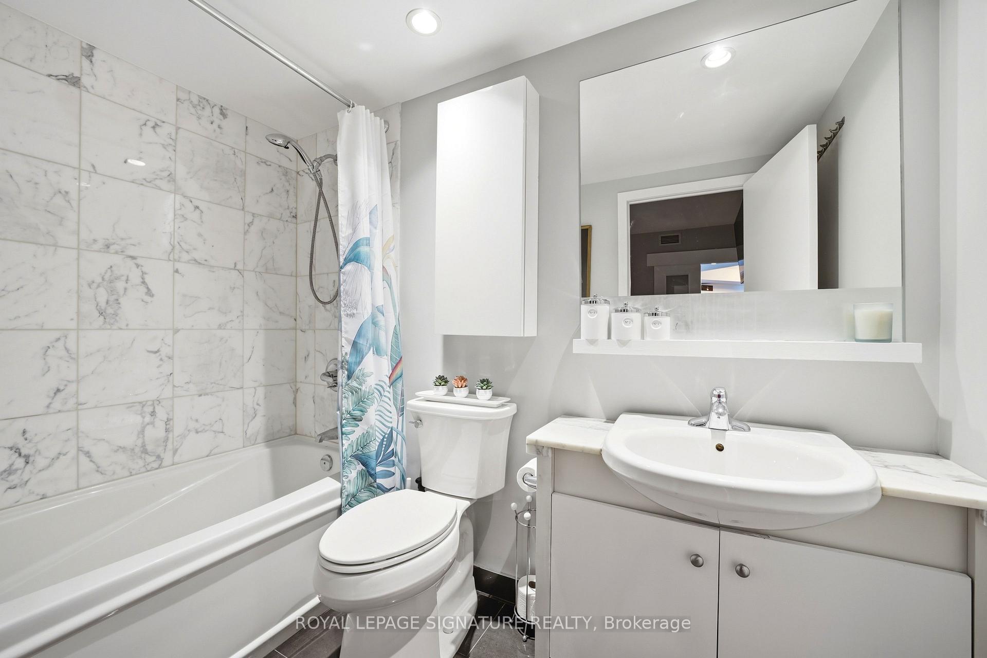 Photo 11 of Unit 510, 218 Queens Quay W, Toronto, Waterfront Communities — HOMEH