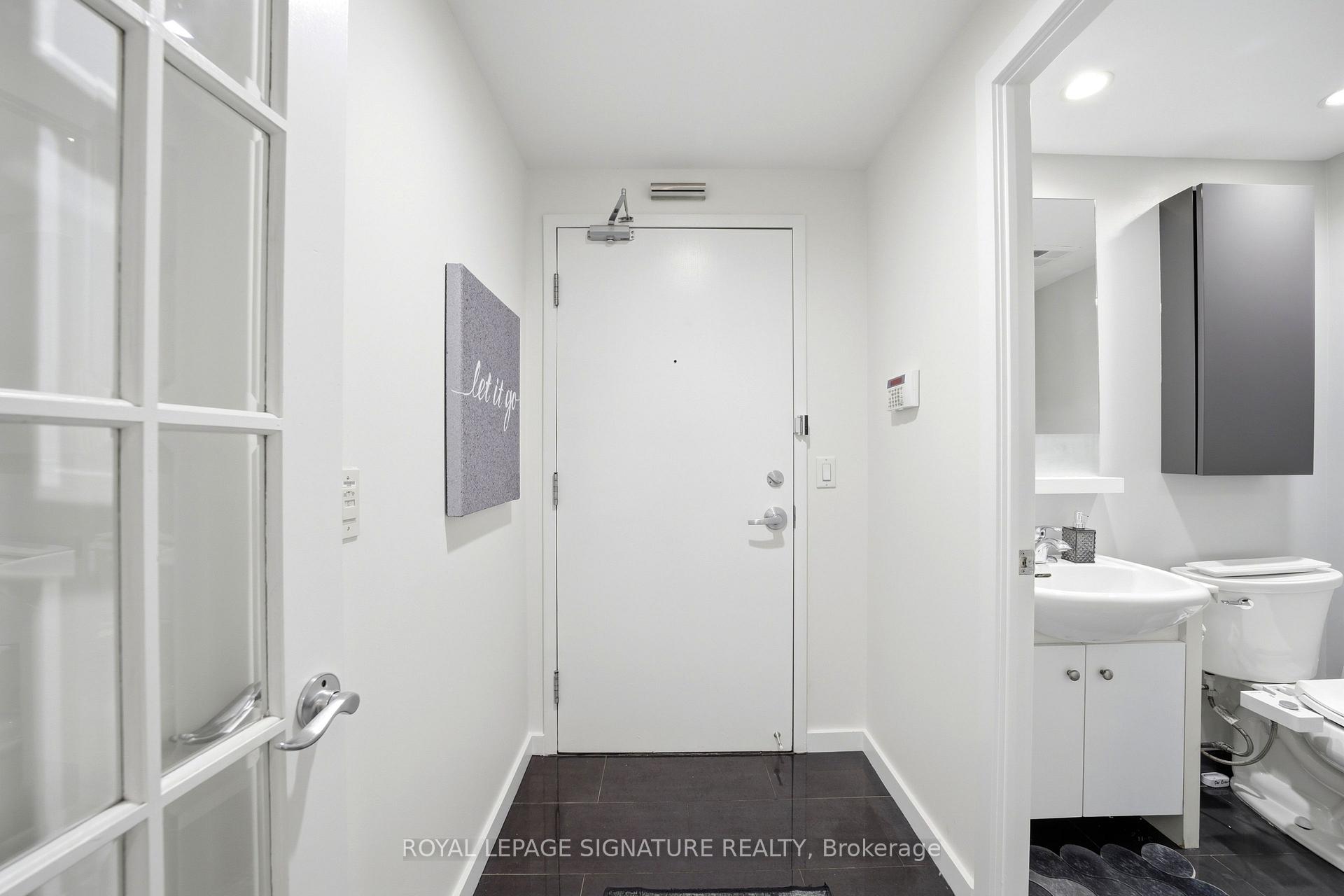 Photo 13 of Unit 510, 218 Queens Quay W, Toronto, Waterfront Communities — HOMEH
