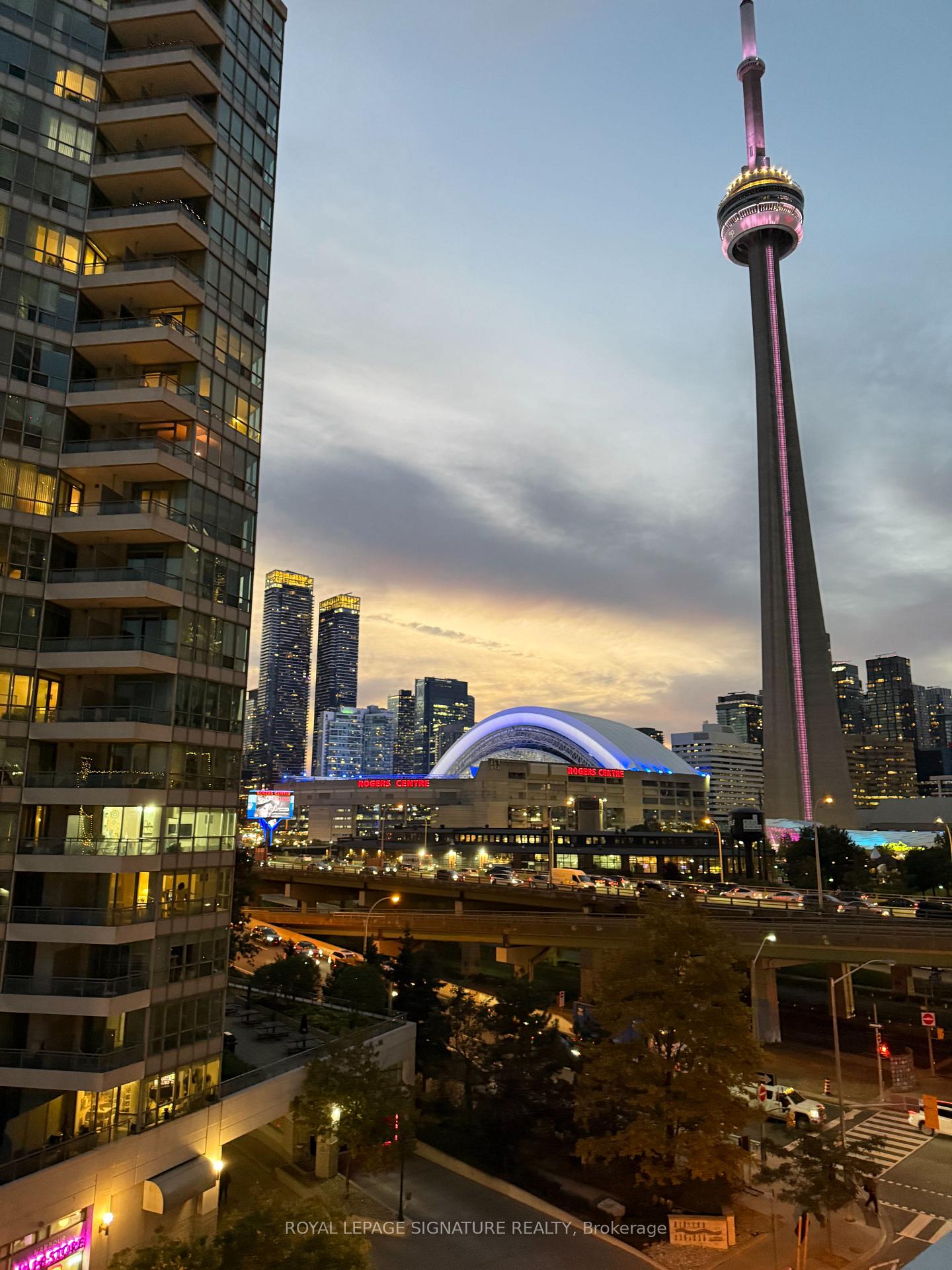 Photo 19 of Unit 510, 218 Queens Quay W, Toronto, Waterfront Communities — HOMEH