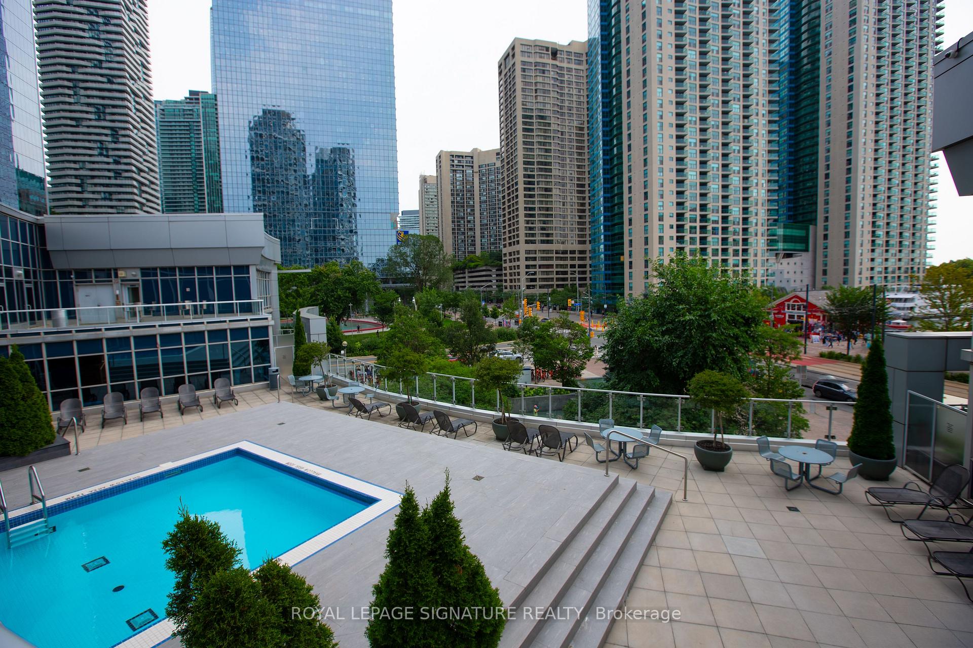 Photo 35 of Unit 510, 218 Queens Quay W, Toronto, Waterfront Communities — HOMEH
