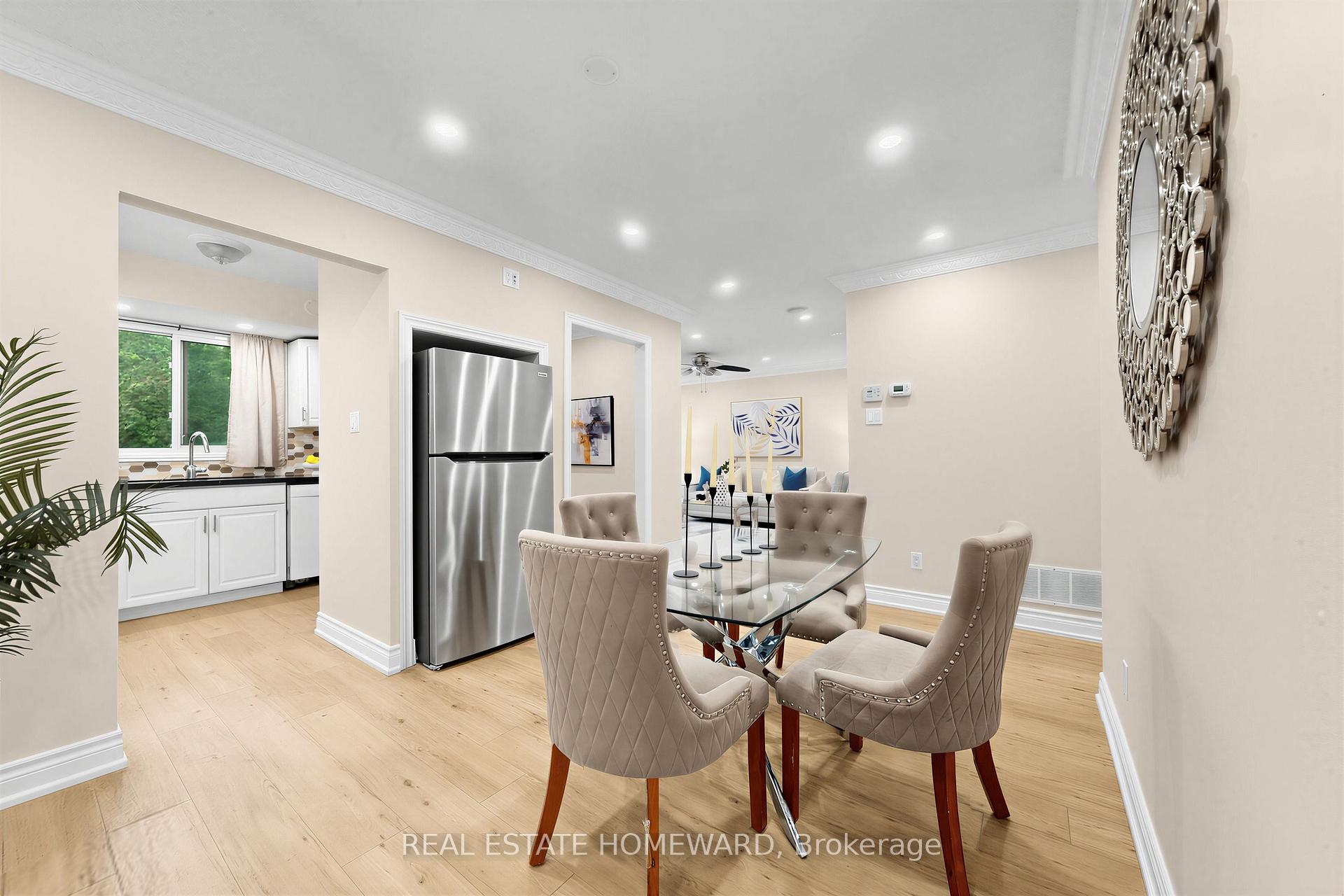 Photo 6 of 621 Byron Street S, Whitby, Downtown Whitby — HOMEH