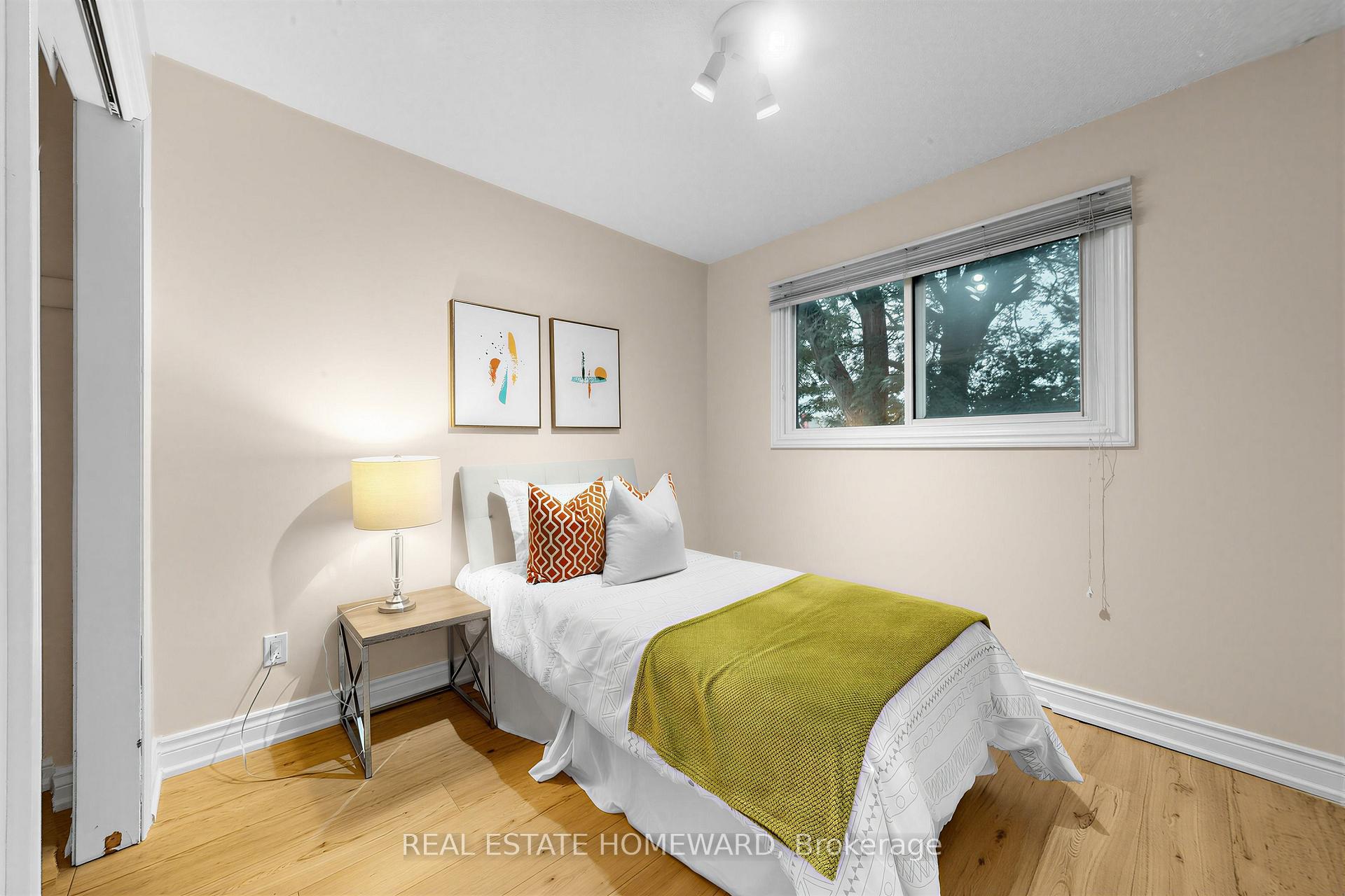 Photo 26 of 621 Byron Street S, Whitby, Downtown Whitby — HOMEH