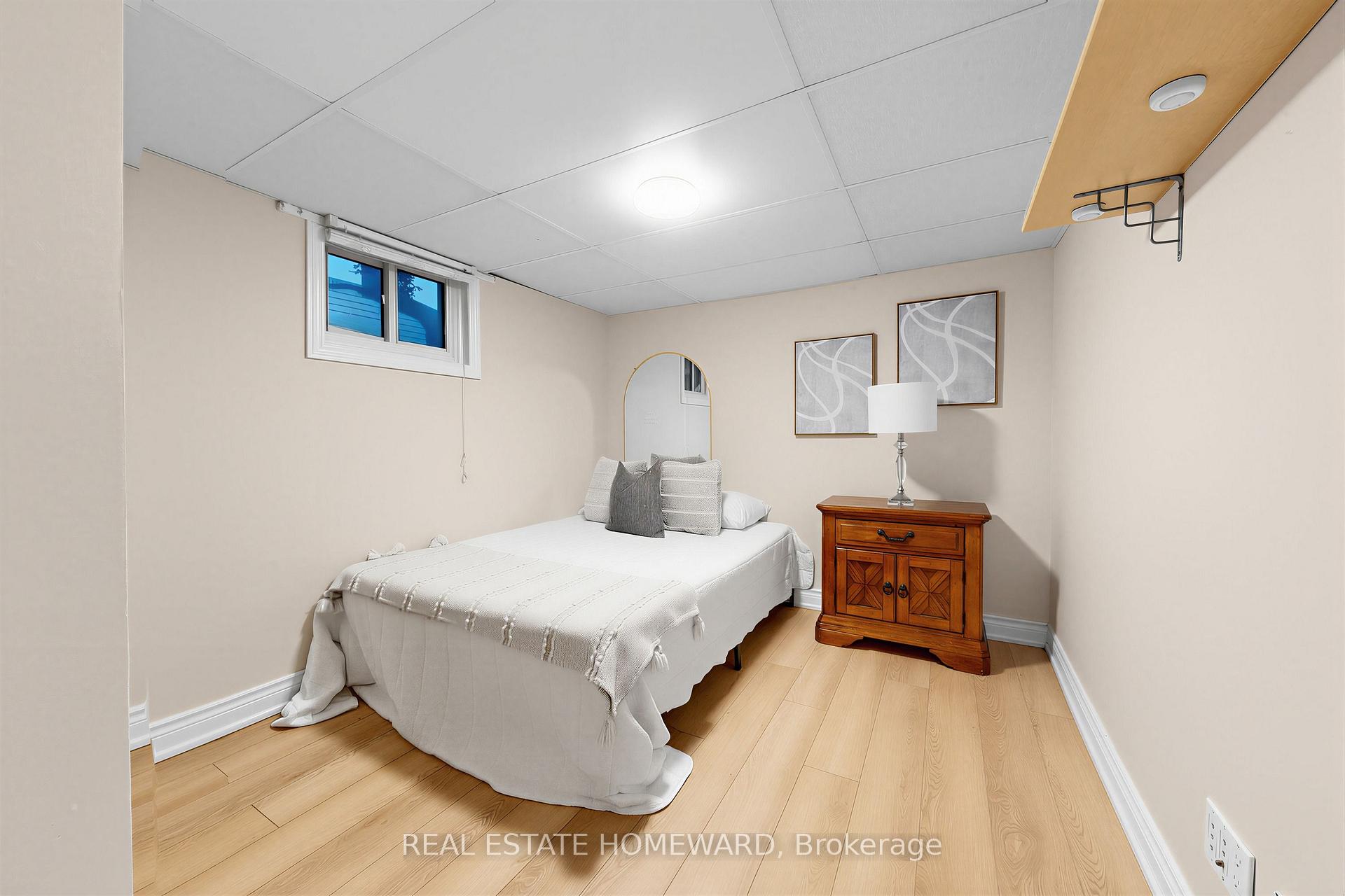 Photo 32 of 621 Byron Street S, Whitby, Downtown Whitby — HOMEH