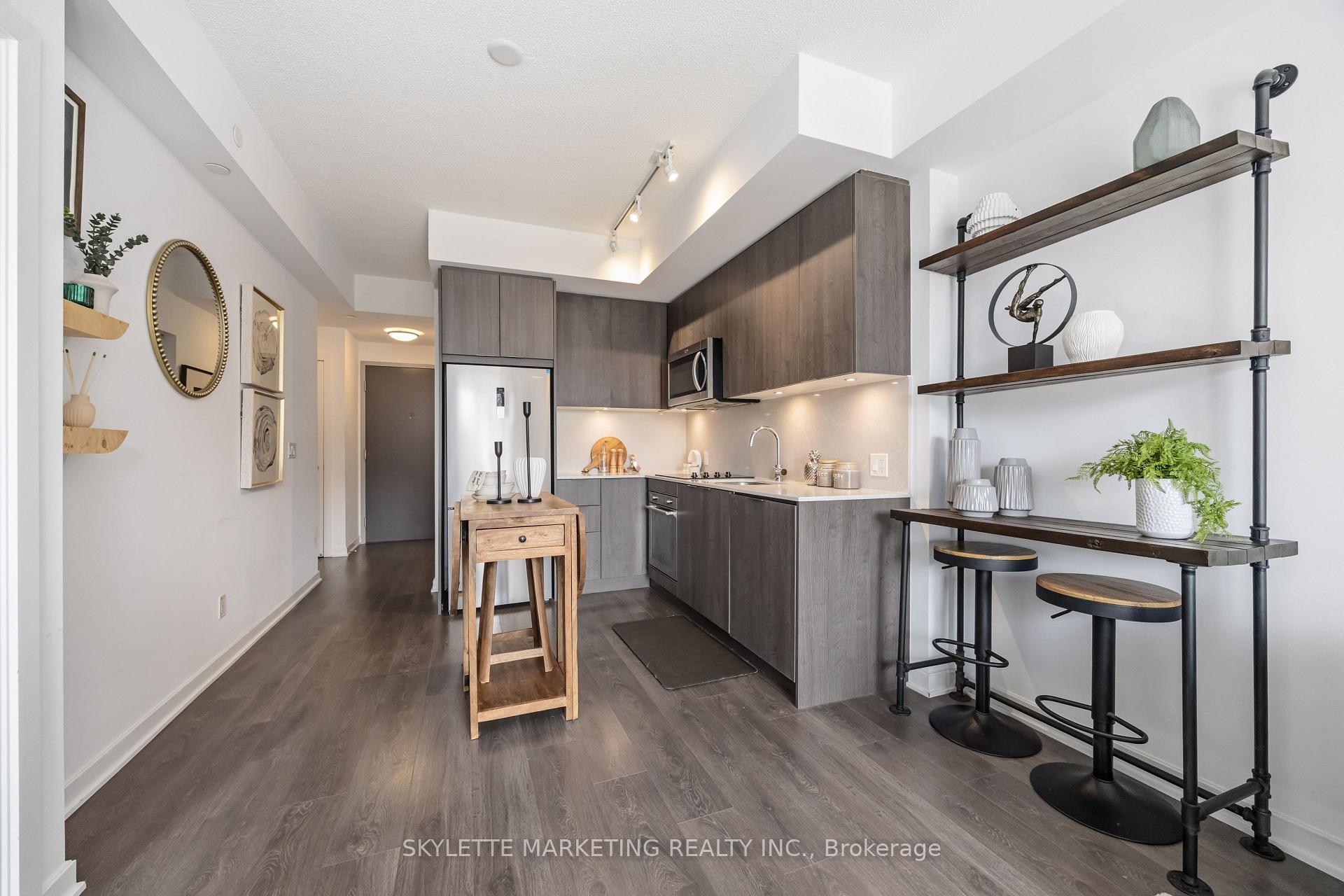 Photo 15 of Unit 414, 38 Forest Manor Road, North York, Henry Farm — HOMEH