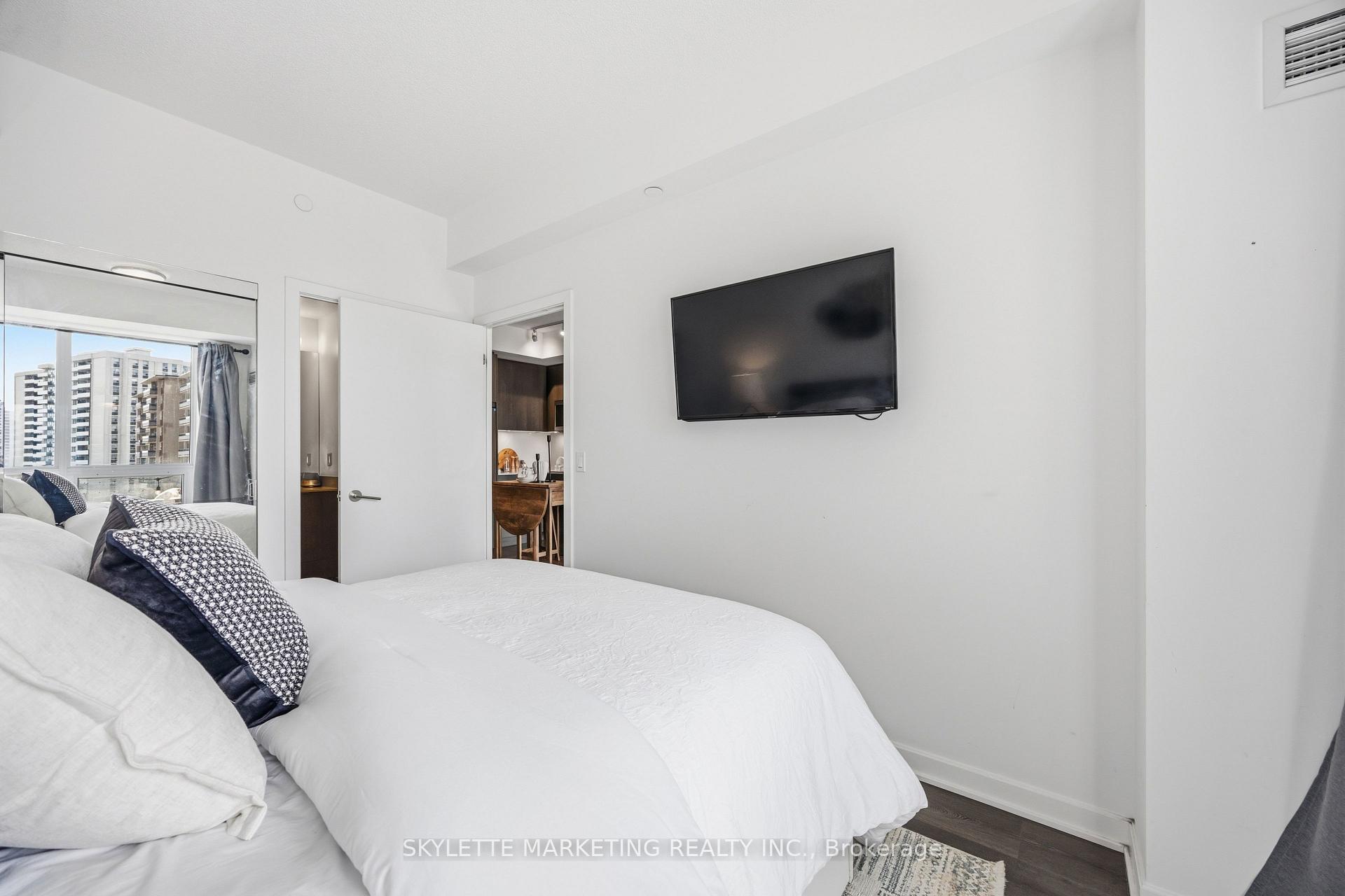 Photo 24 of Unit 414, 38 Forest Manor Road, North York, Henry Farm — HOMEH