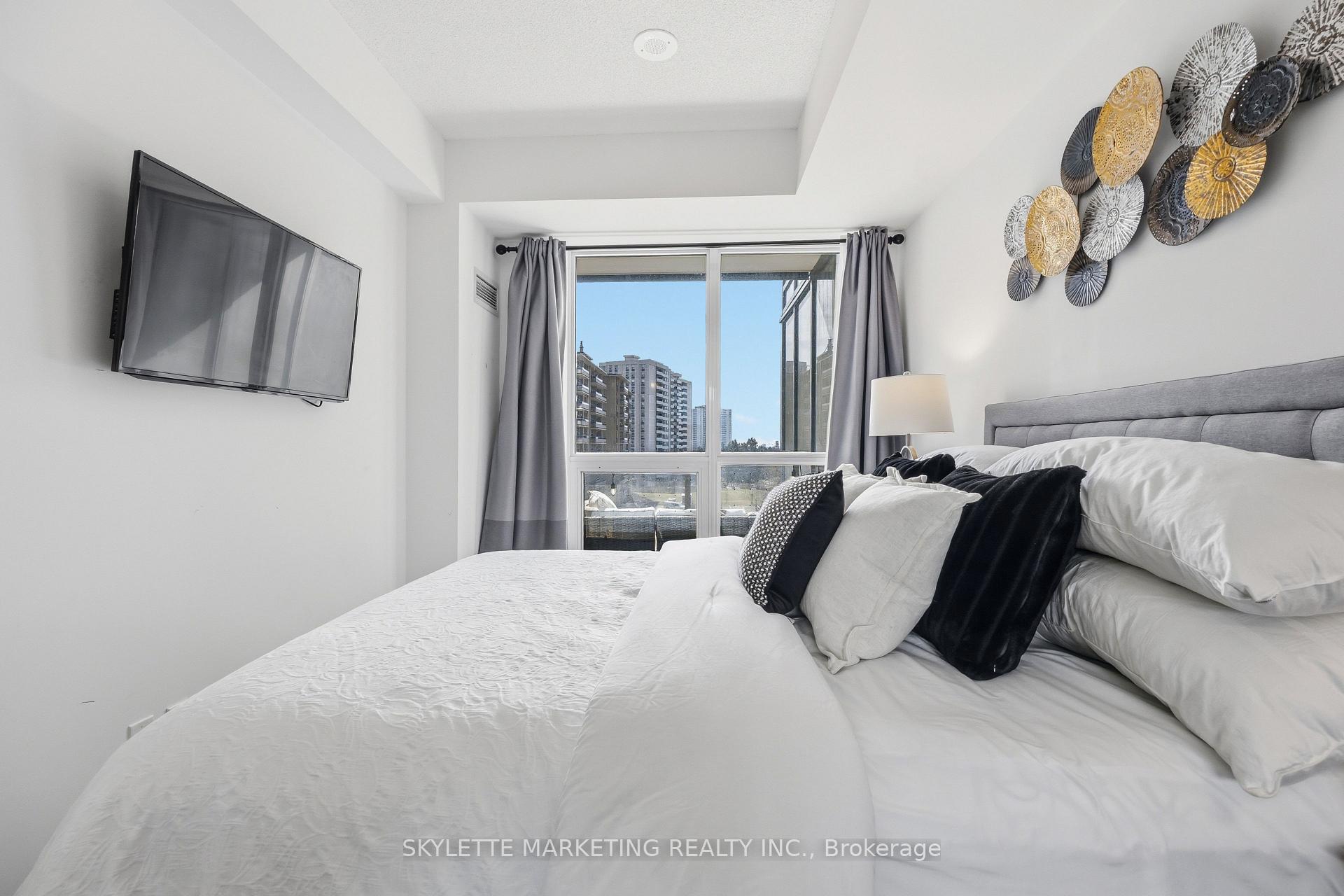 Photo 25 of Unit 414, 38 Forest Manor Road, North York, Henry Farm — HOMEH