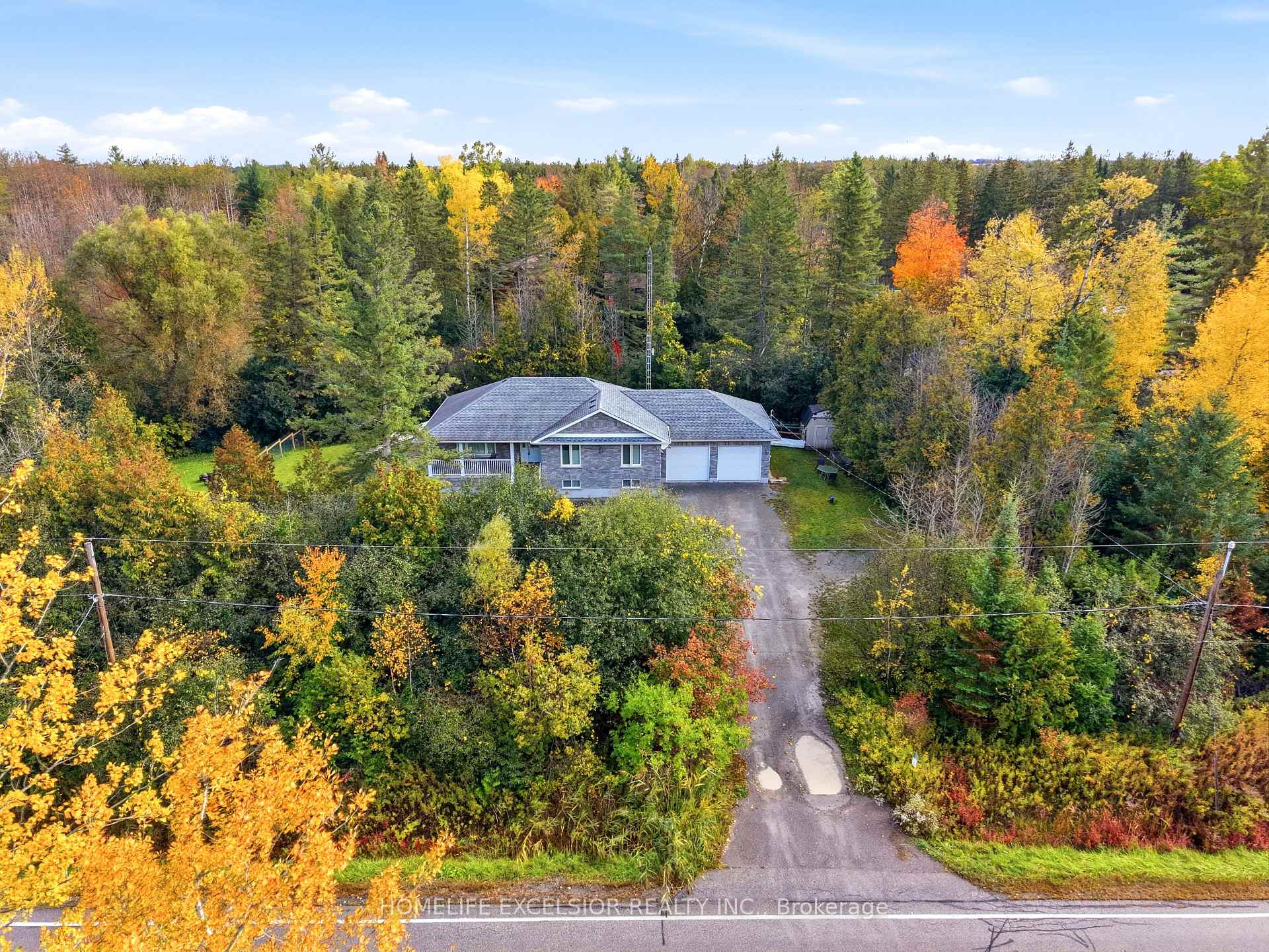 Photo 2 of 22823 Weirs Side Road, Georgina, Pefferlaw — HOMEH
