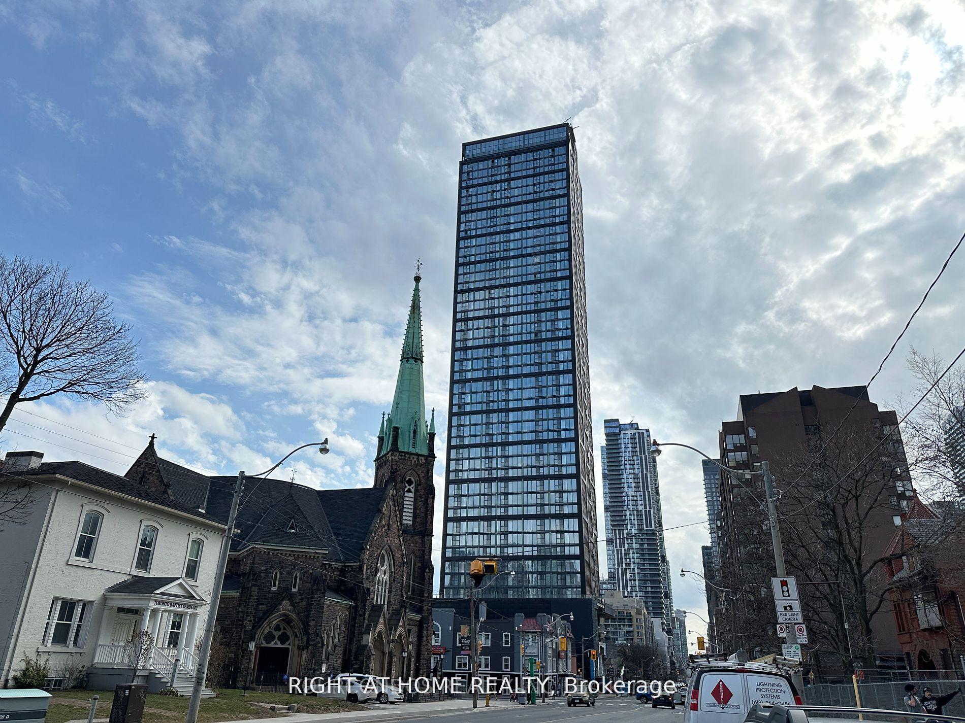 Photo 2 of Unit 3207, 319 Jarvis Street, Toronto, Moss Park — HOMEH
