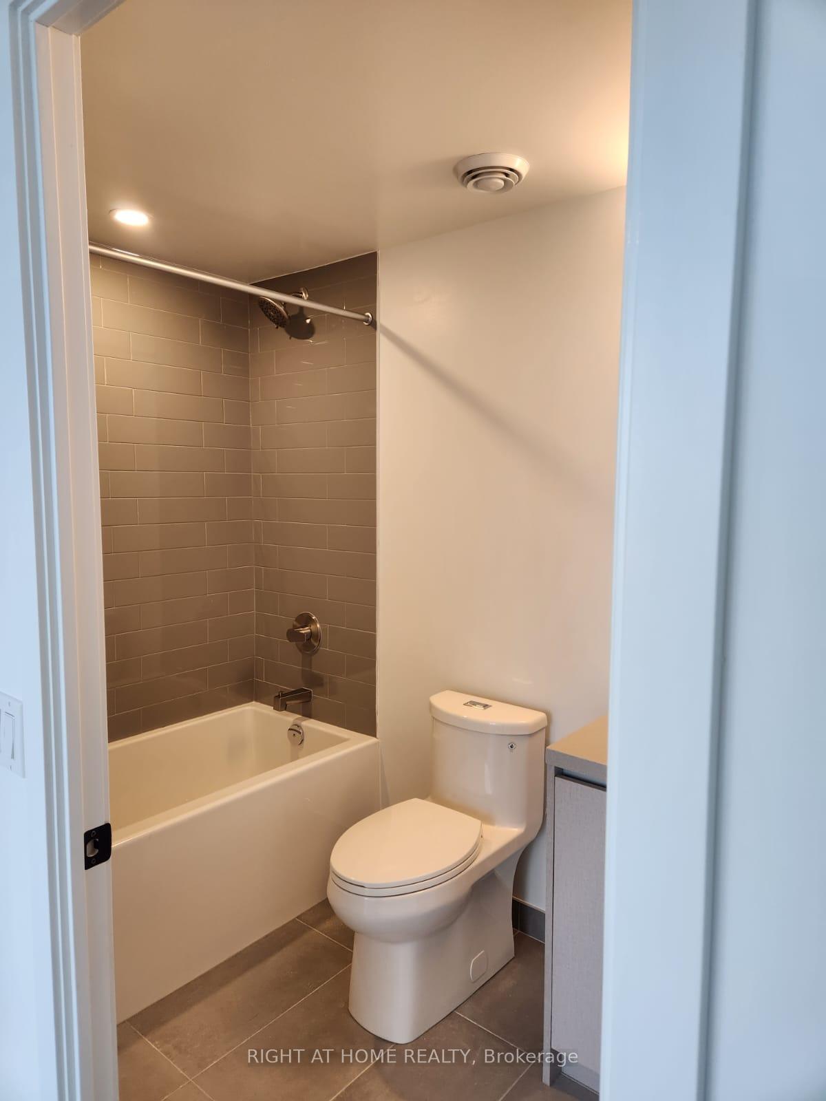 Photo 17 of Unit 3207, 319 Jarvis Street, Toronto, Moss Park — HOMEH