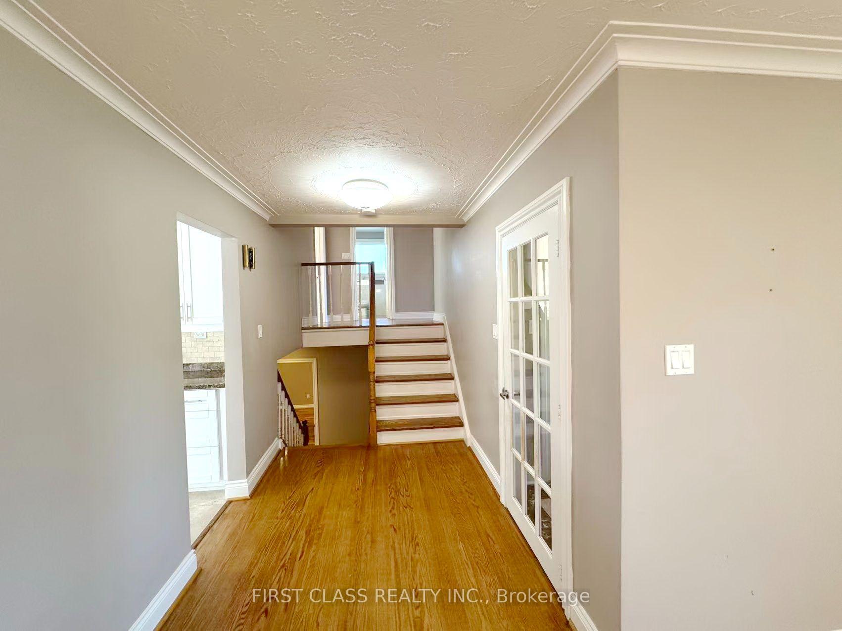 Photo 6 of 202 Goddard Street, North York, Bathurst Manor — HOMEH