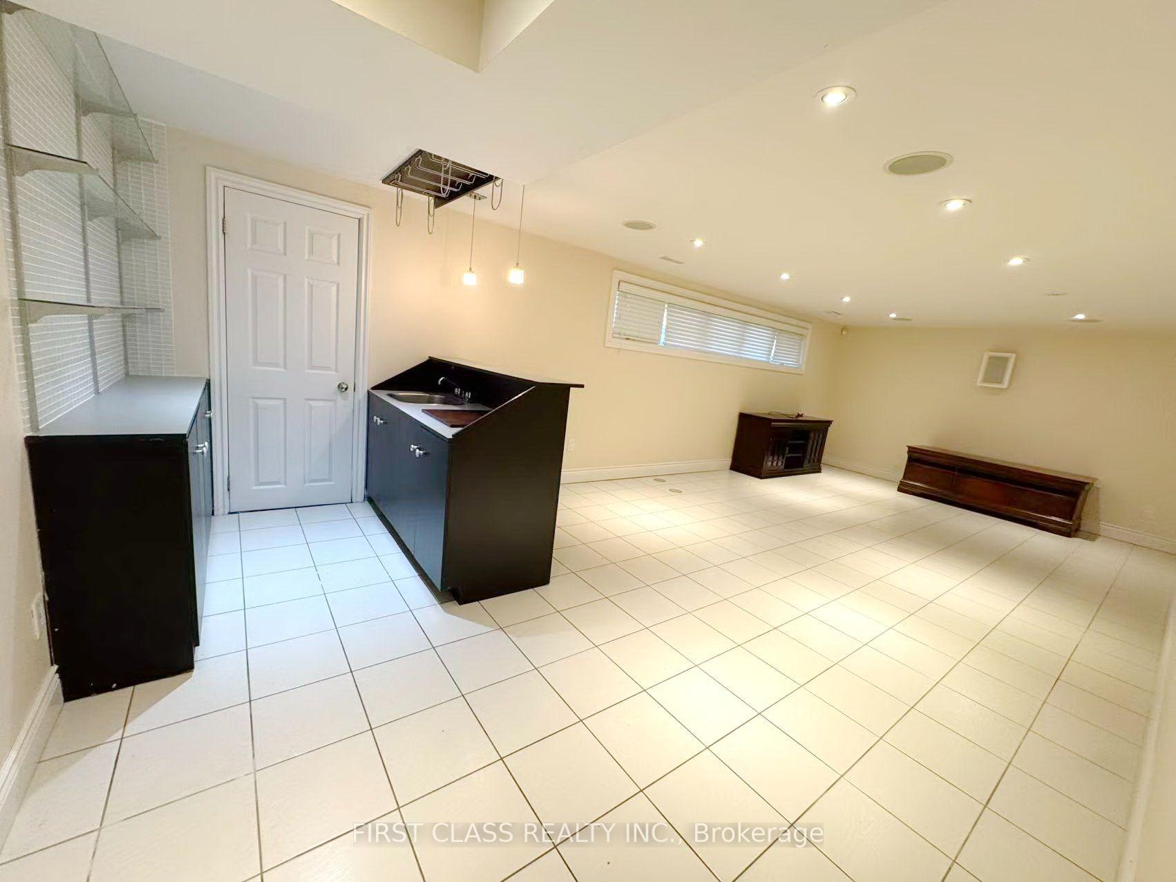 Photo 39 of 202 Goddard Street, North York, Bathurst Manor — HOMEH