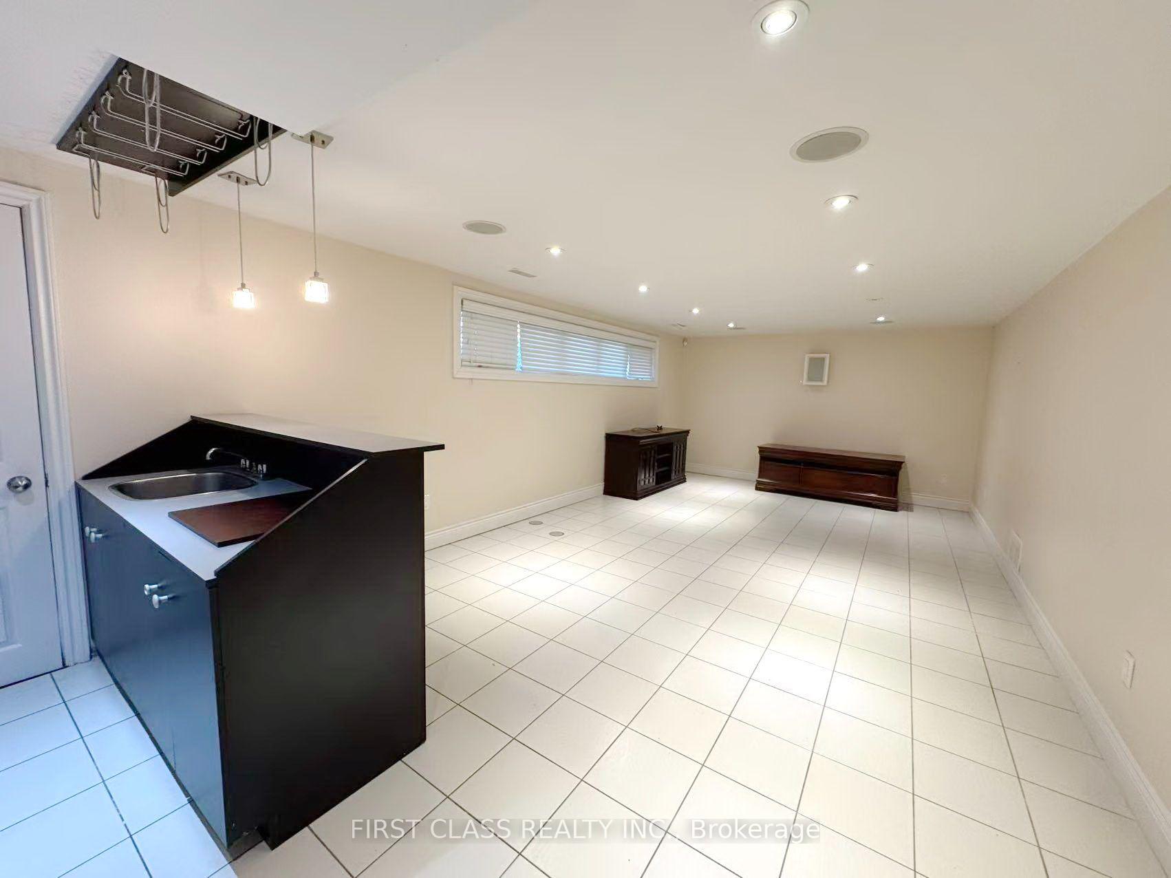 Photo 40 of 202 Goddard Street, North York, Bathurst Manor — HOMEH