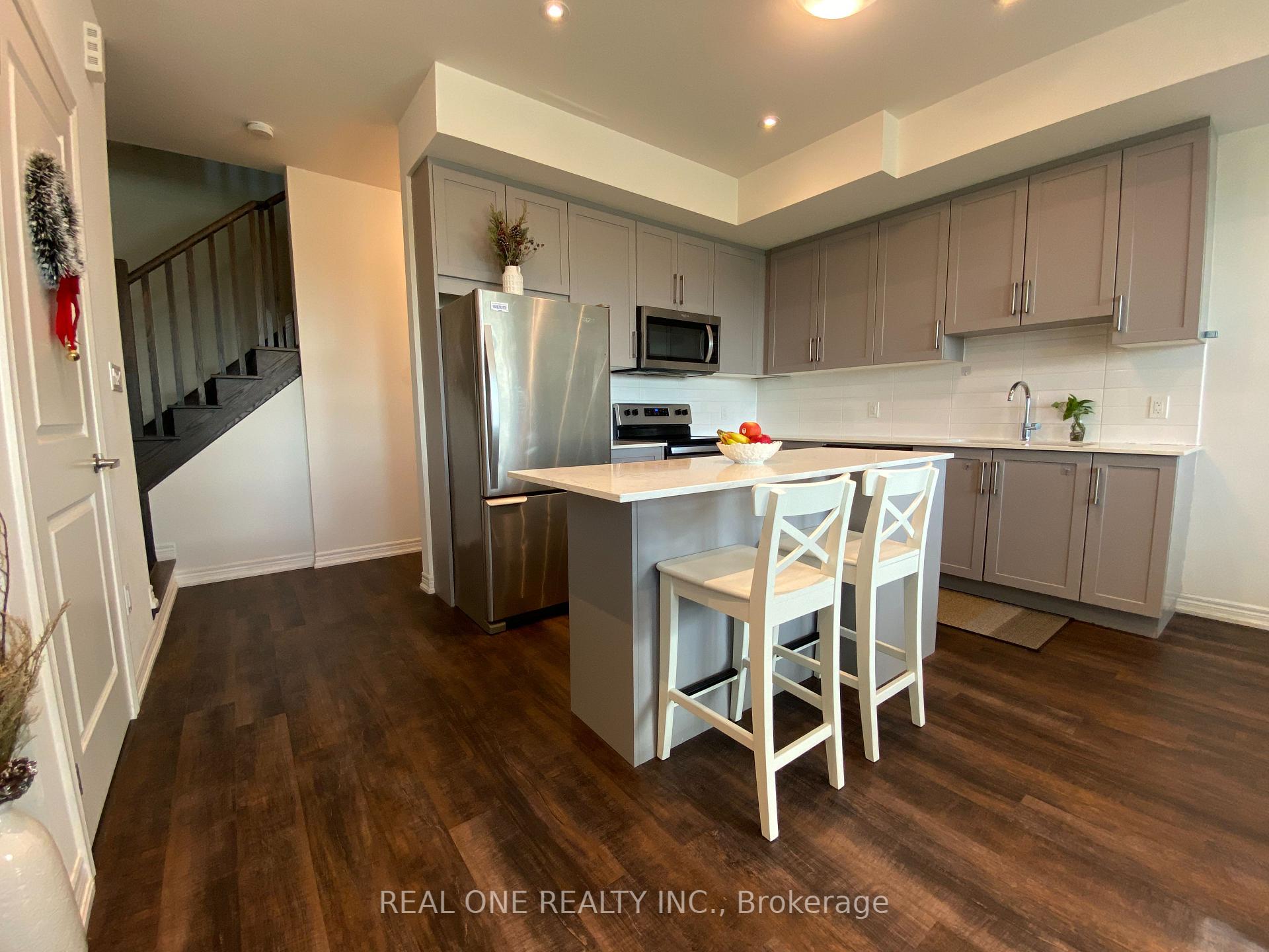 Photo 3 of Unit 30, 2199 Lillykin Street, Oakville, River Oaks — HOMEH