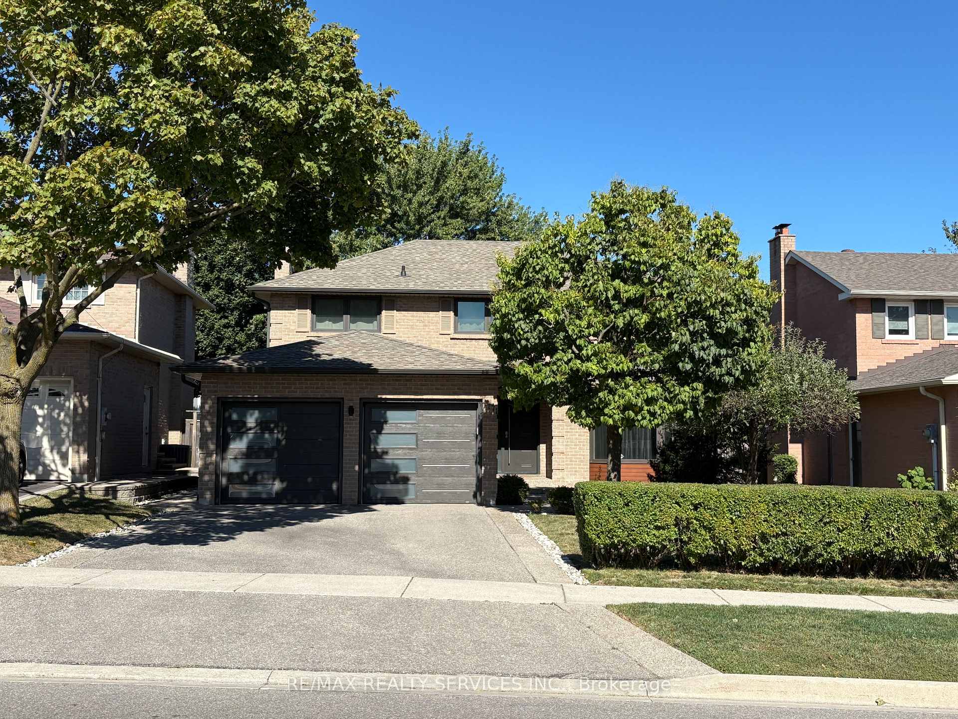 Front of 4171 Sawmill Valley Drive