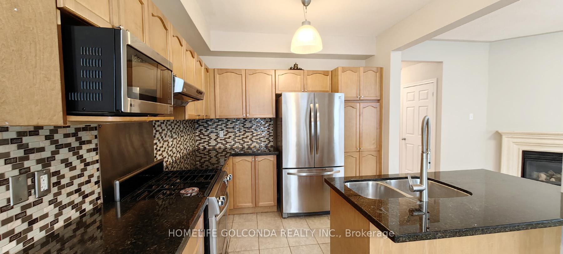 Photo 10 of 32 Cardrew Street, Markham, Cornell — HOMEH